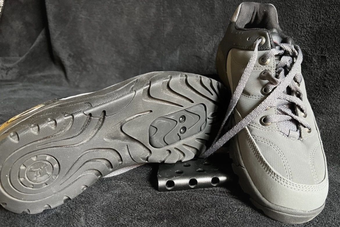 Oakley Oakley Wrench Bike Shoes Vintage 2006 MTB Size US 9.5 / EU 42-43 - 10 Thumbnail