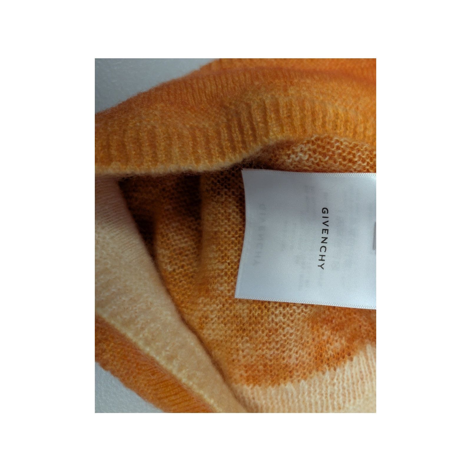 Givenchy o1rshd1 Ceramics Print Crewneck Sweater in Orange Size US XL / EU 56 / 4 - 16 Thumbnail