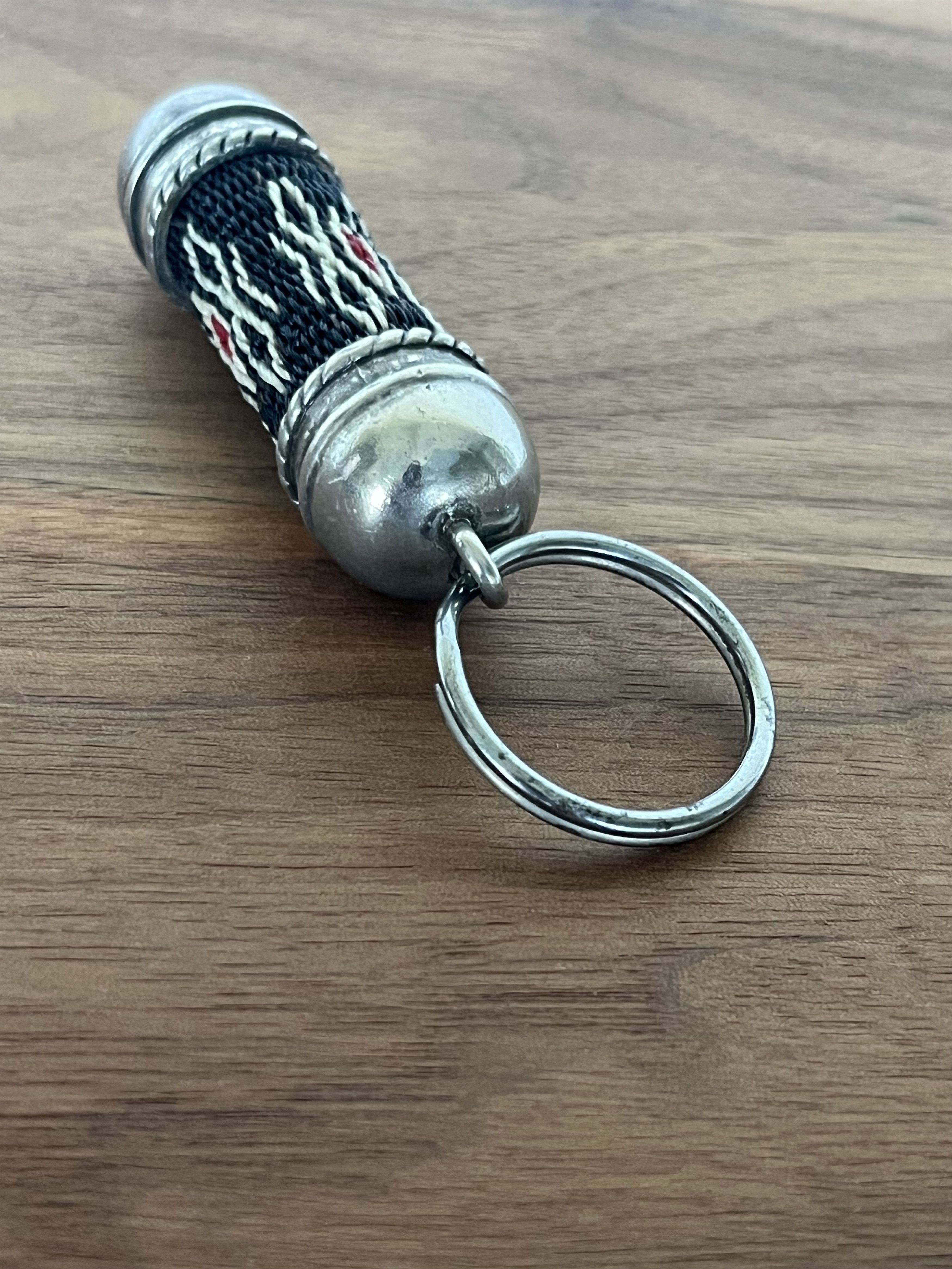 Japanese Brand Japan Handmade Pewter South America Mexico Ethnic Keyring Size ONE SIZE - 8 Thumbnail