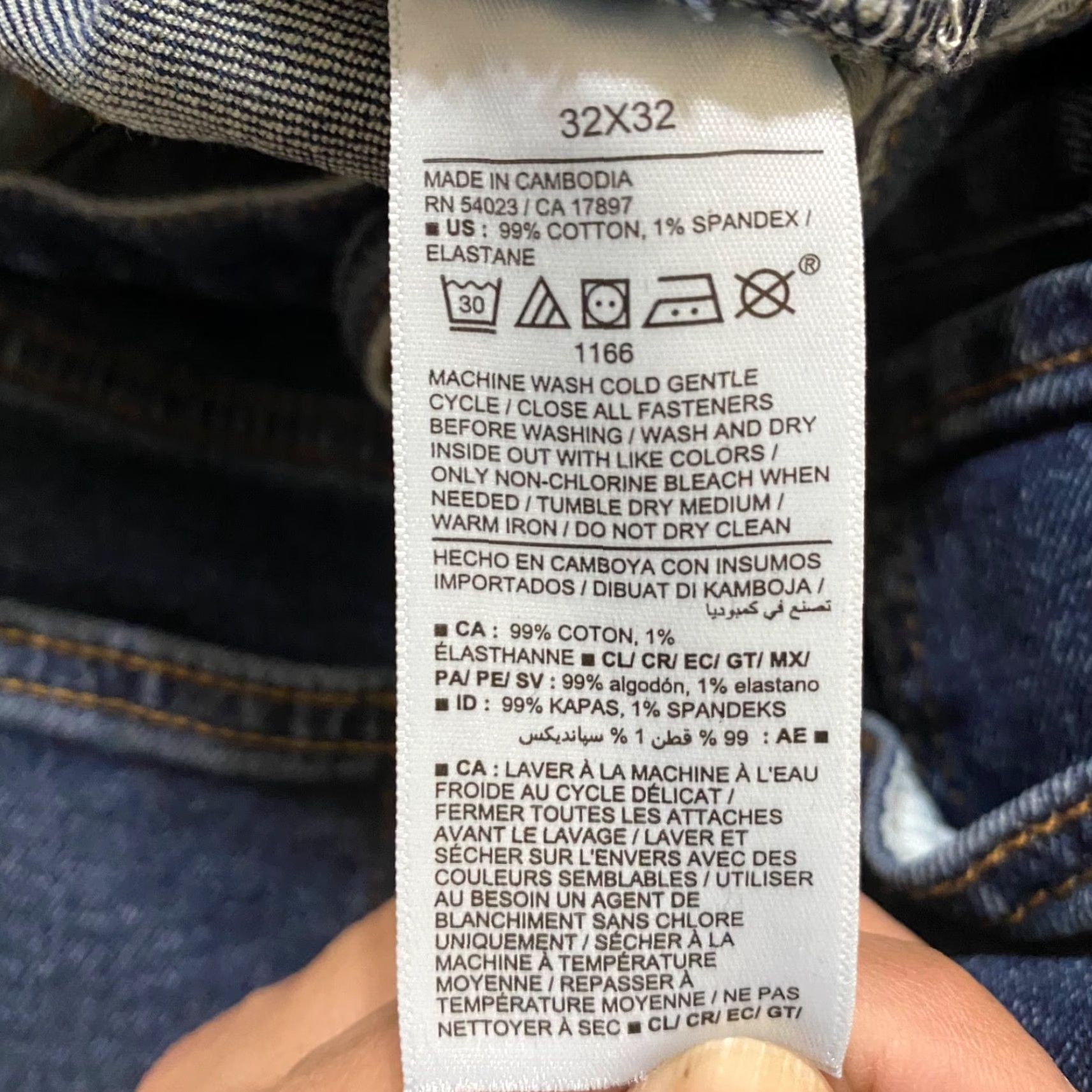 Old Navy Old Navy Jeans Mens 32x32 Blue Denim Medium Wash Straight Leg Mid Rise Flex Shirt Mens 32 Blue Denim Jeans Vintage Not N/A Size US 32 / EU 48 - 4 Thumbnail