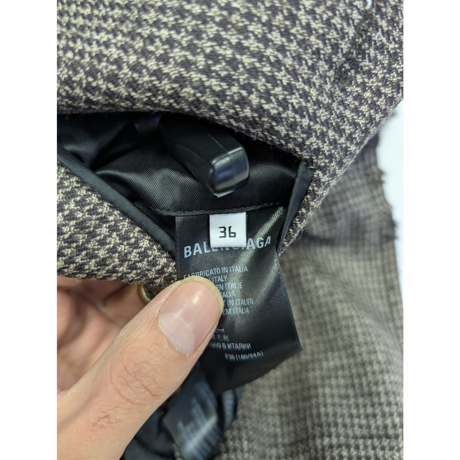 Balenciaga o1rshd1 CCRAB Heather Wool Houndstooth Coat in Coffee/Beige Size XS / US 0-2 / IT 36-38 - 16 Thumbnail