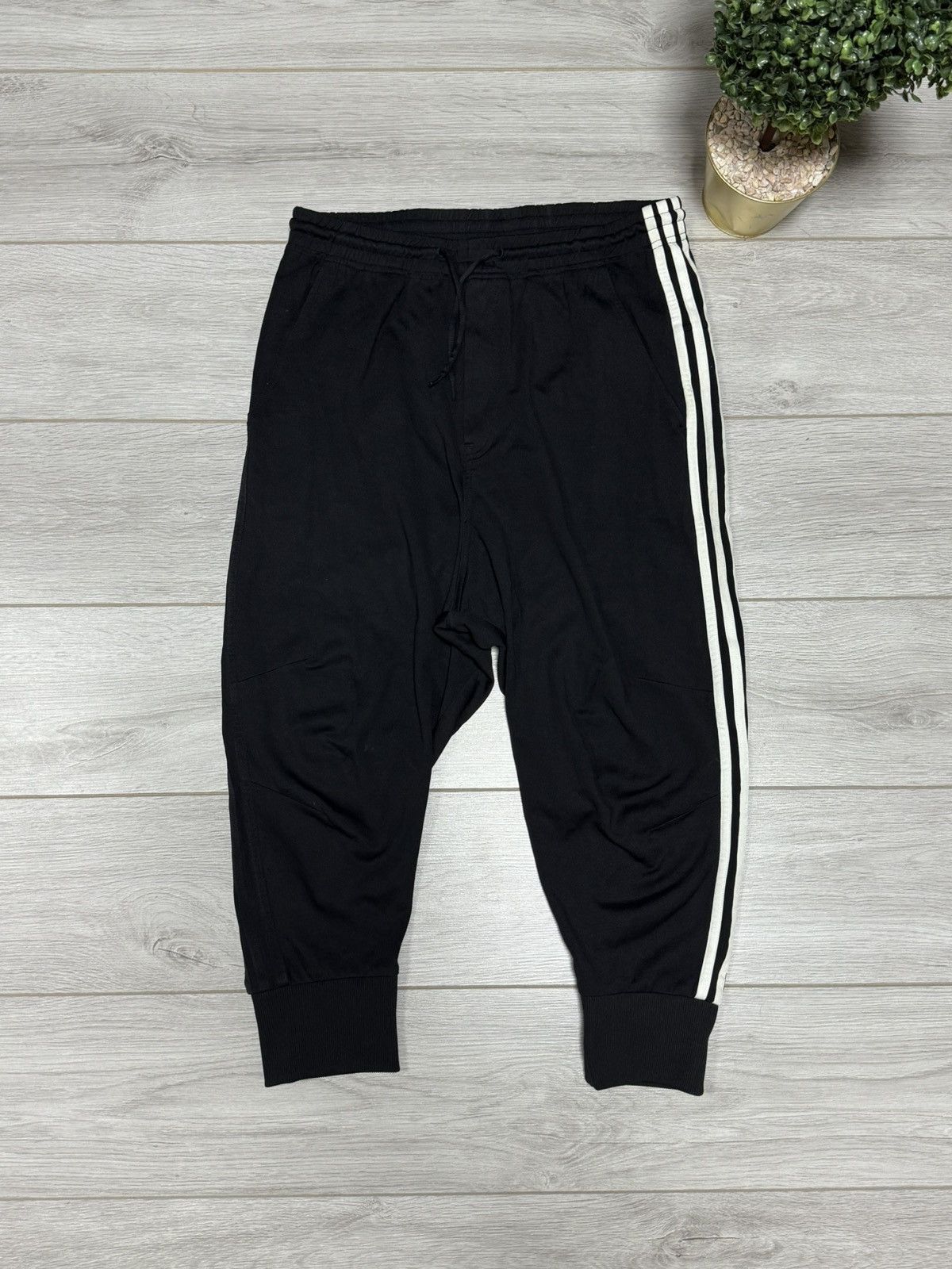 Y-3 Y-3 wide cropped stripes pants pocket logo Size US 32 / EU 48 - 4 Thumbnail