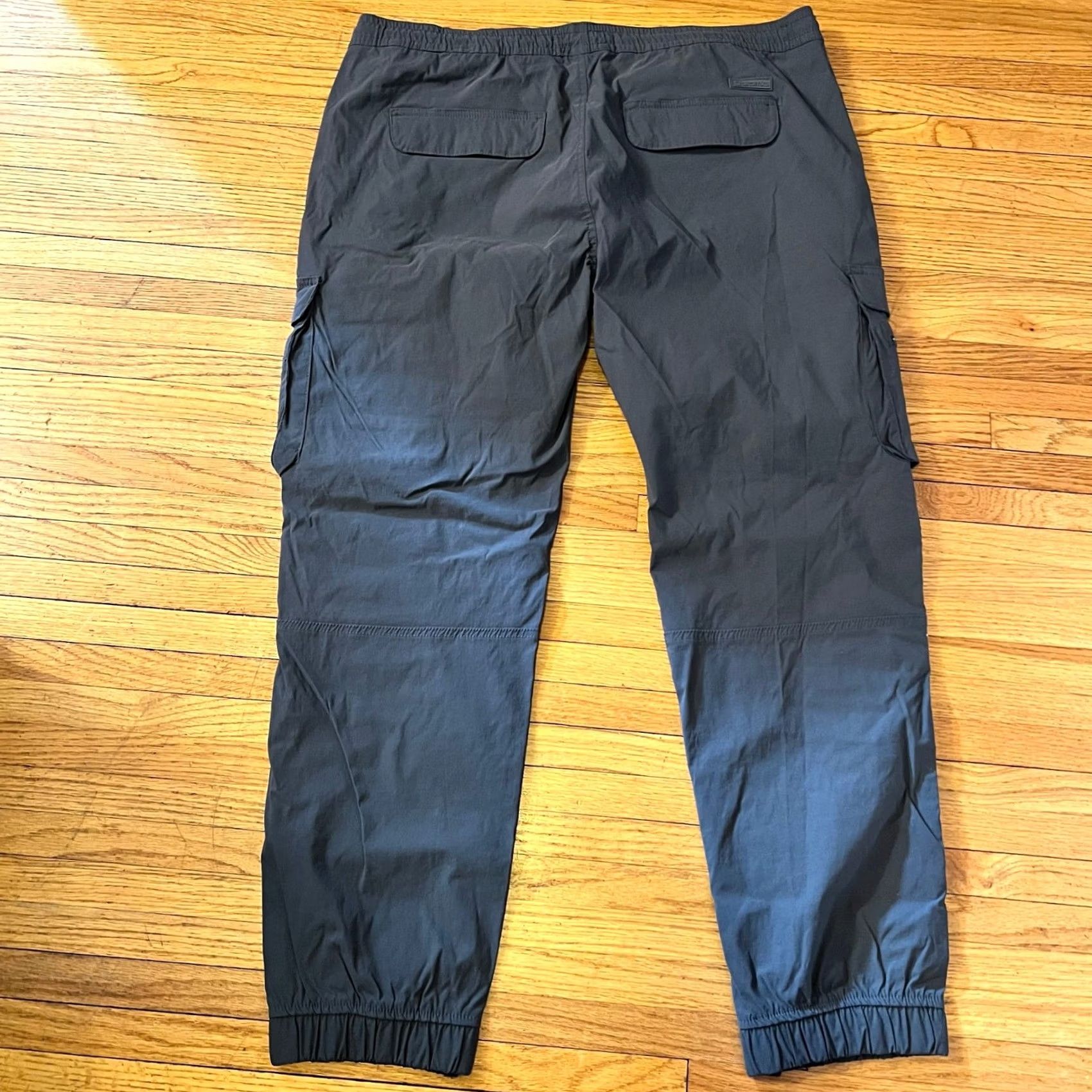 Akademiks Akademiks Hiking Pants Mens XXL Gray Nylon Ankle Jogger Performance Mens 2XL Jogger Pants Gray Nylon Ankle Hiking Pants Size US 39 - 4 Thumbnail