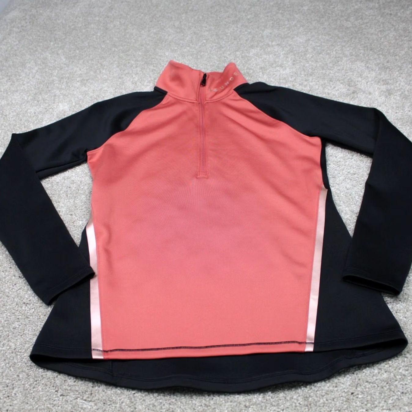 Under Armour Under Armour Sweatshirt Women Medium Pink/Black 1/2 Zip Pullover Polyester Stretch L/S Size M / US 6-8 / IT 42-44 - 2 Thumbnail