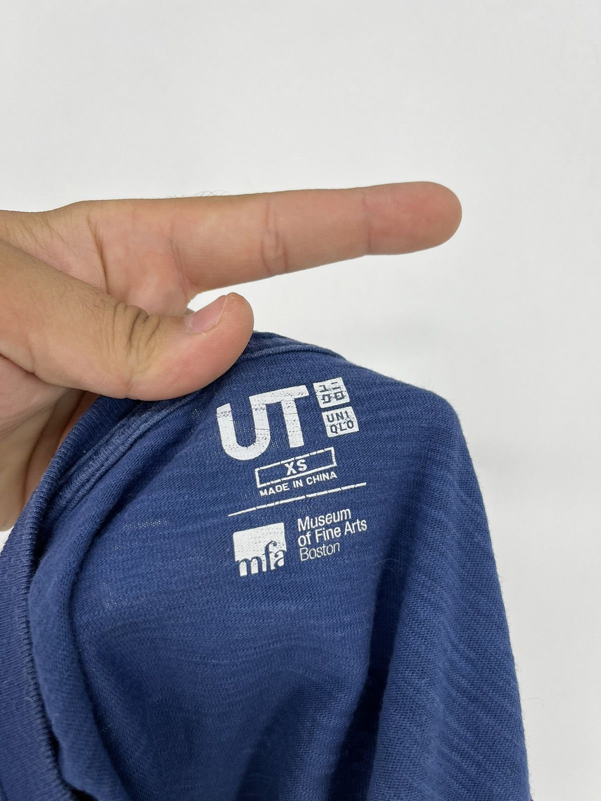 Other Mens Uniqlo Hokusai Blue T Shirt art tee Japanese Brand y2k Size US S / EU 44-46 / 1 - 10 Thumbnail