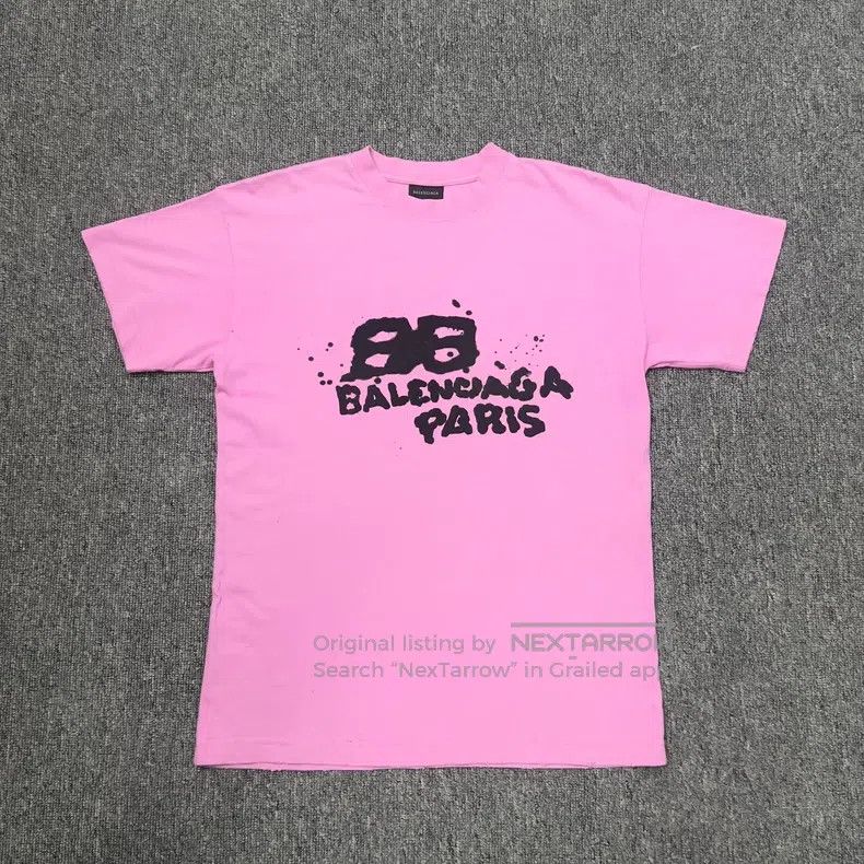 Balenciaga Balenciaga Short Sleeve with Double B Splashed Letter Logo Size US XS / EU 42 / 0 - 1 Thumbnail