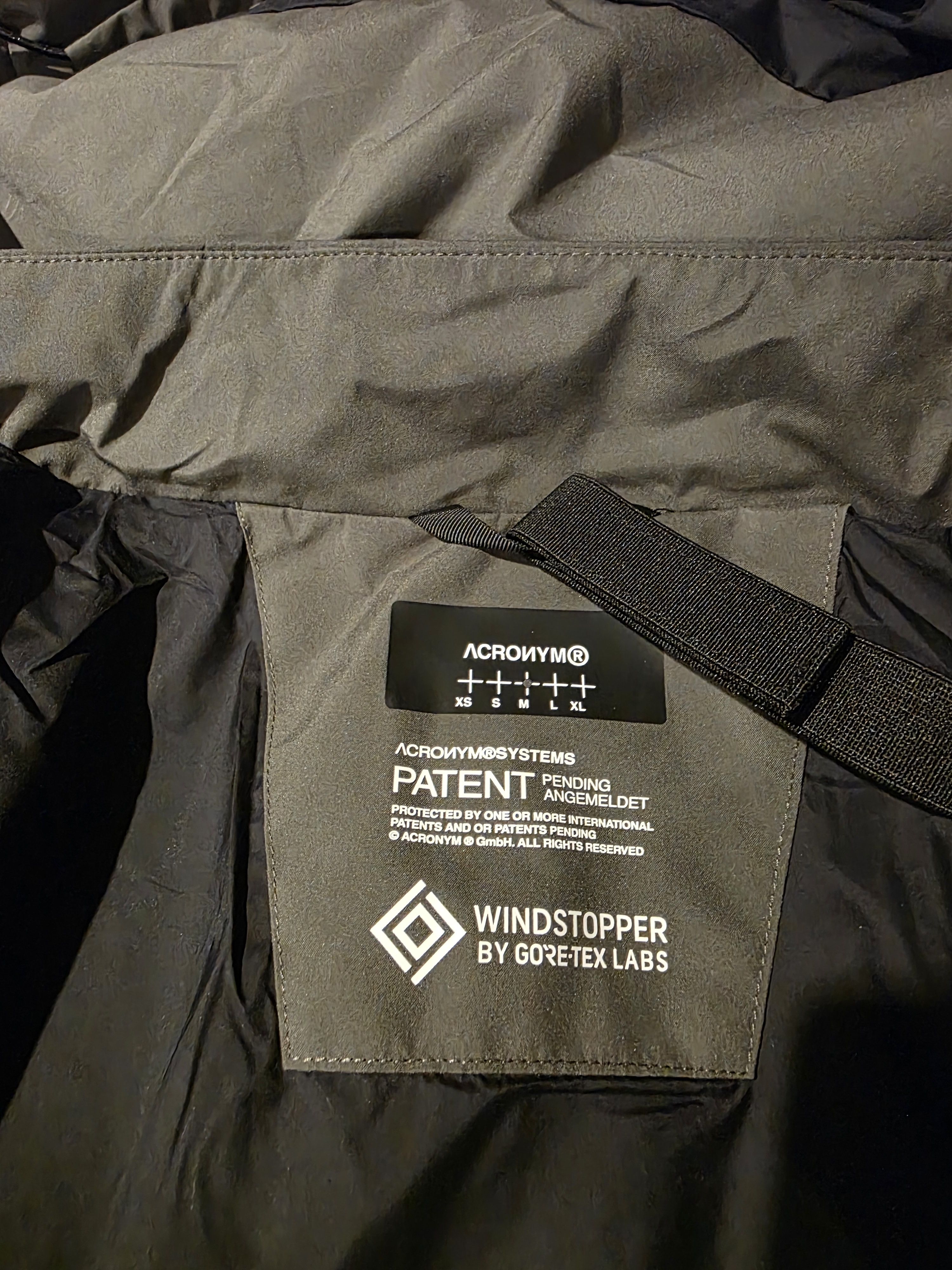 Acronym J91U-WSKP Windstopper Modular Jacket Size US M / EU 48-50 / 2 - 7 Thumbnail