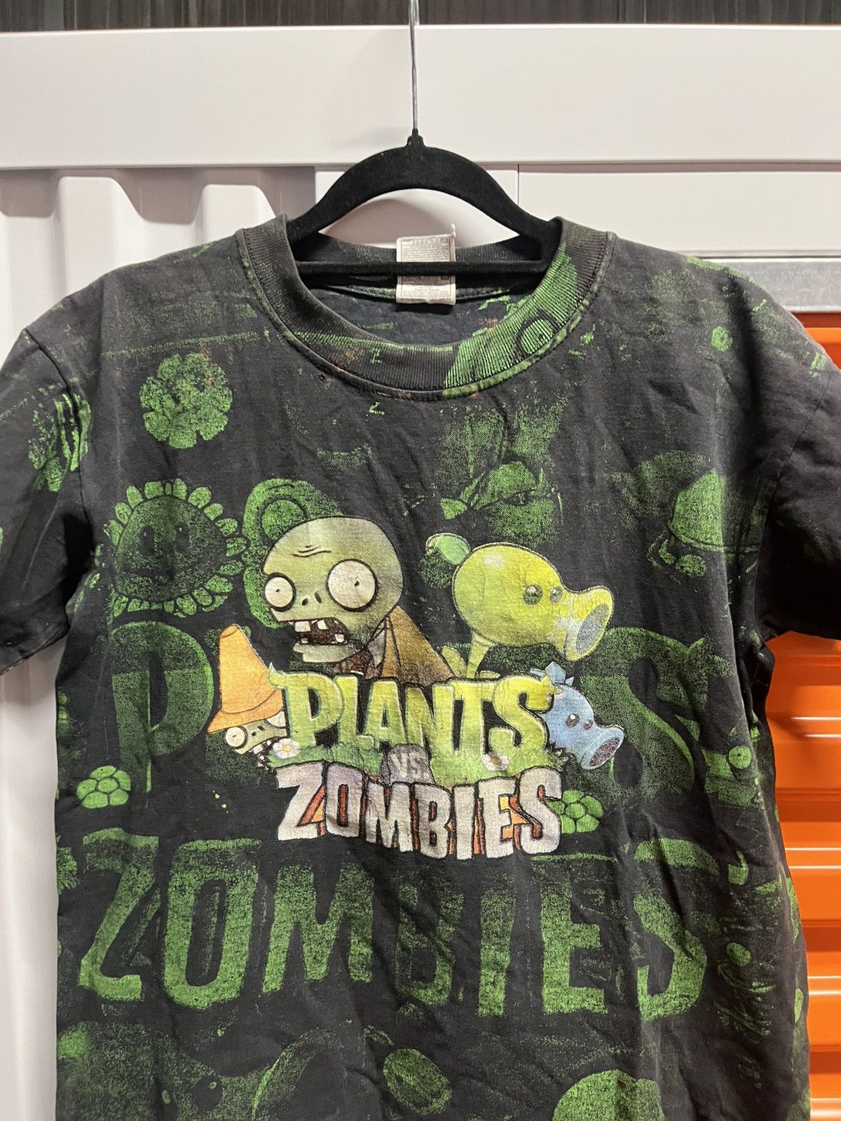 Vintage Mexican Bootleg Plants vs zombies Size US S / EU 44-46 / 1 - 4 Thumbnail