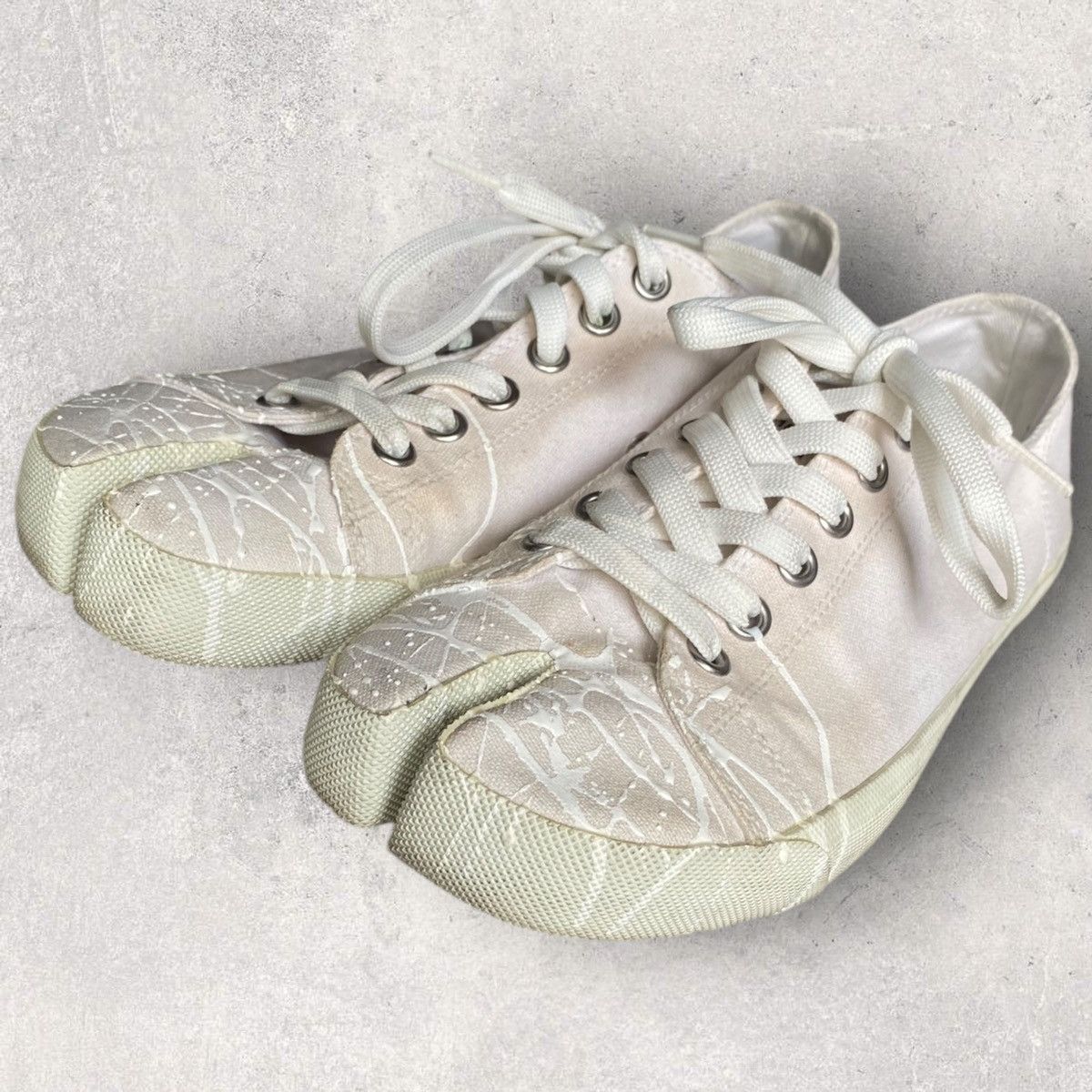 Maison Margiela Off-White Color Splash Tabi Sneakers Size US 8 / EU 41 - 7 Thumbnail