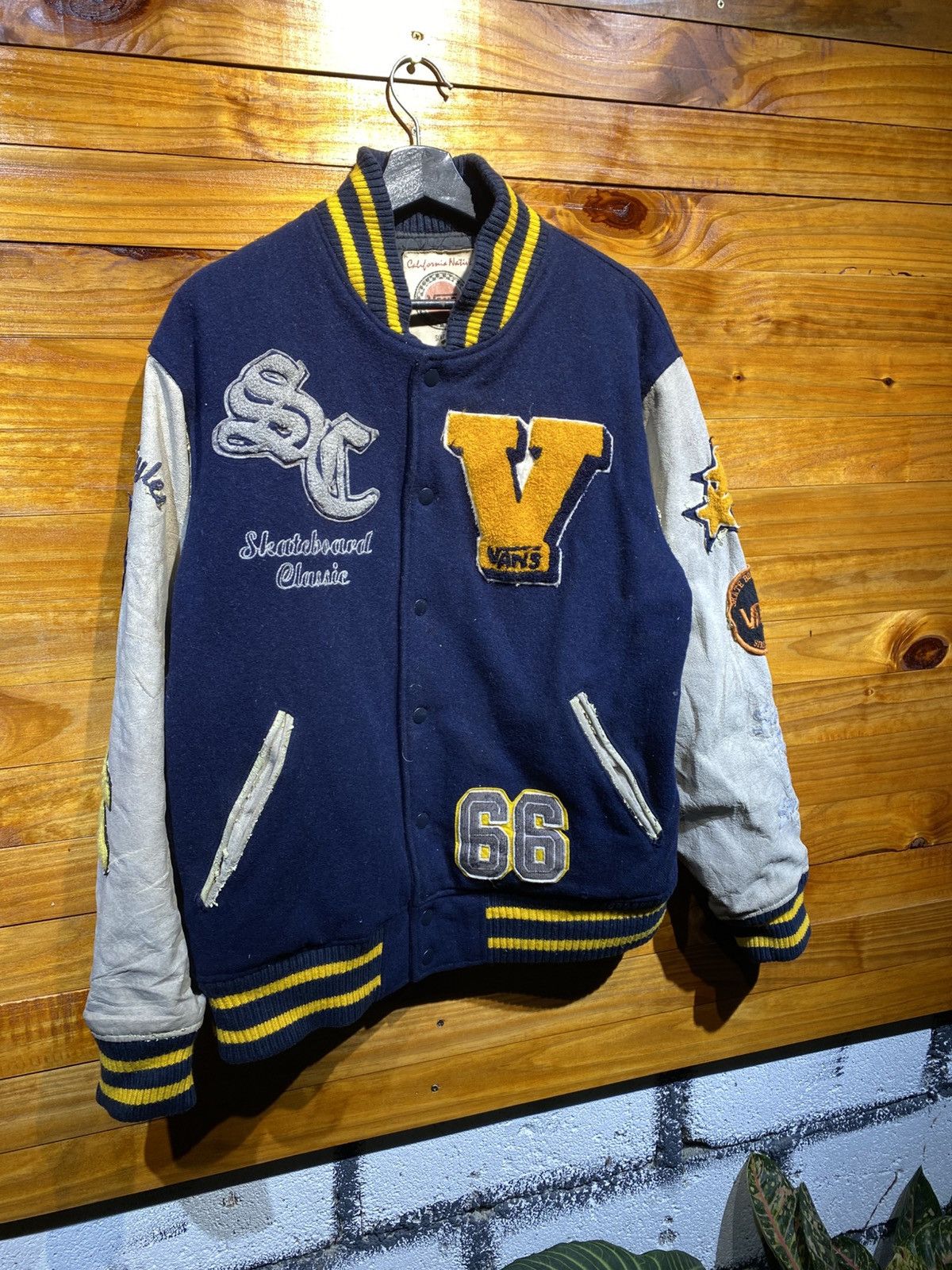 Vans Vintage Vans California Native Varsity Jacket – Navy & Grey Size US M / EU 48-50 / 2 - 6 Thumbnail
