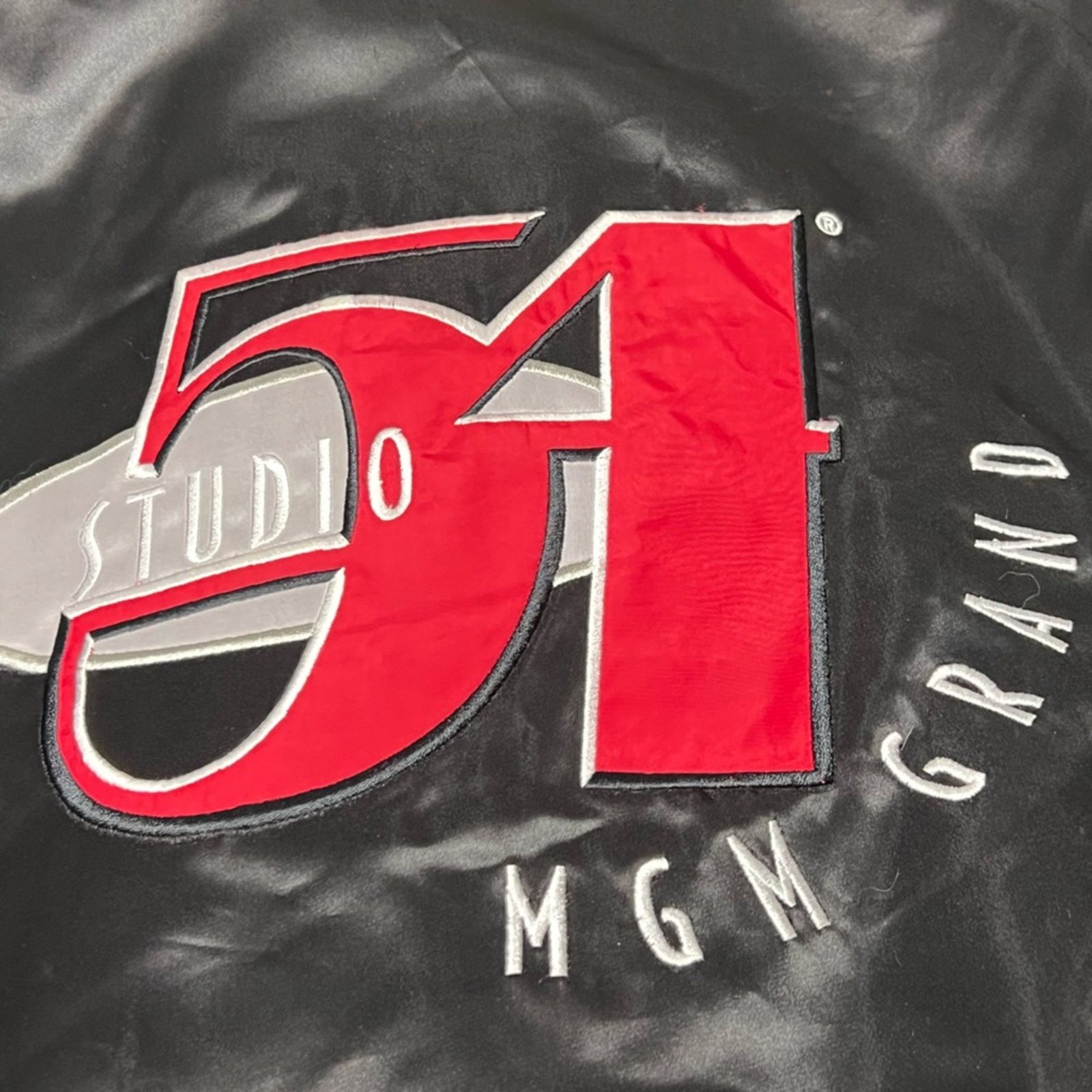 Other Vintage MGM Grand Studio Reversible Satin Jacket Vegas 90s Size US M / EU 48-50 / 2 - 7 Thumbnail