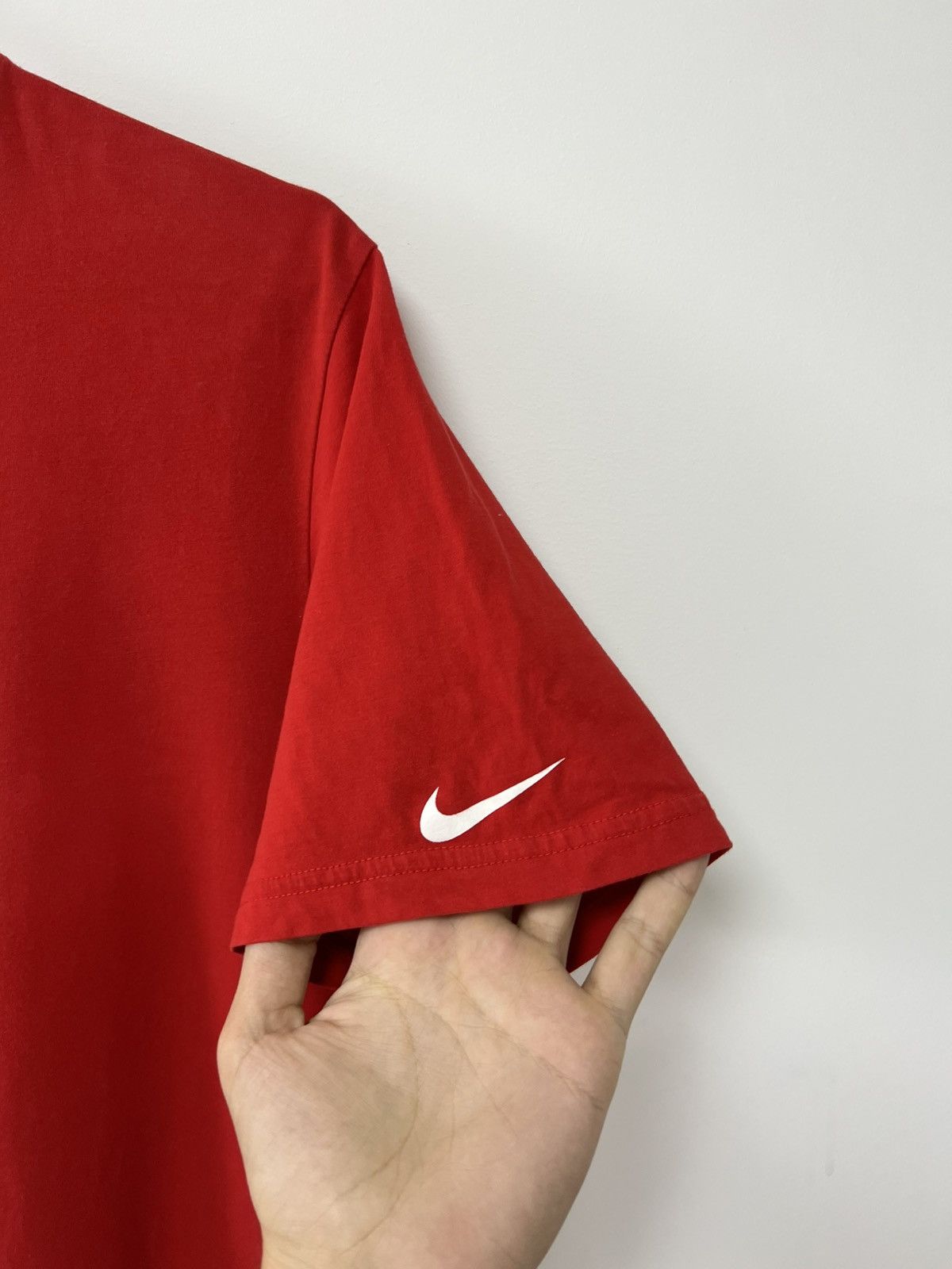 Nike Roger Federer Foundation 2010 RF Nike T shirt Tennis Swiss L Size US L / EU 52-54 / 3 - 14 Thumbnail