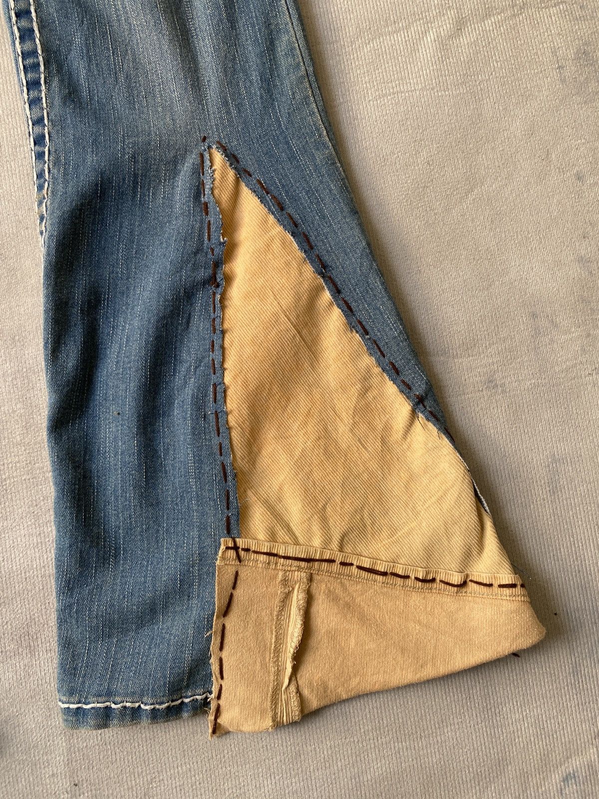 True Religion True Religion Remake Super Flare Low Rise Jeans Size US 28 / EU 44 - 11 Thumbnail