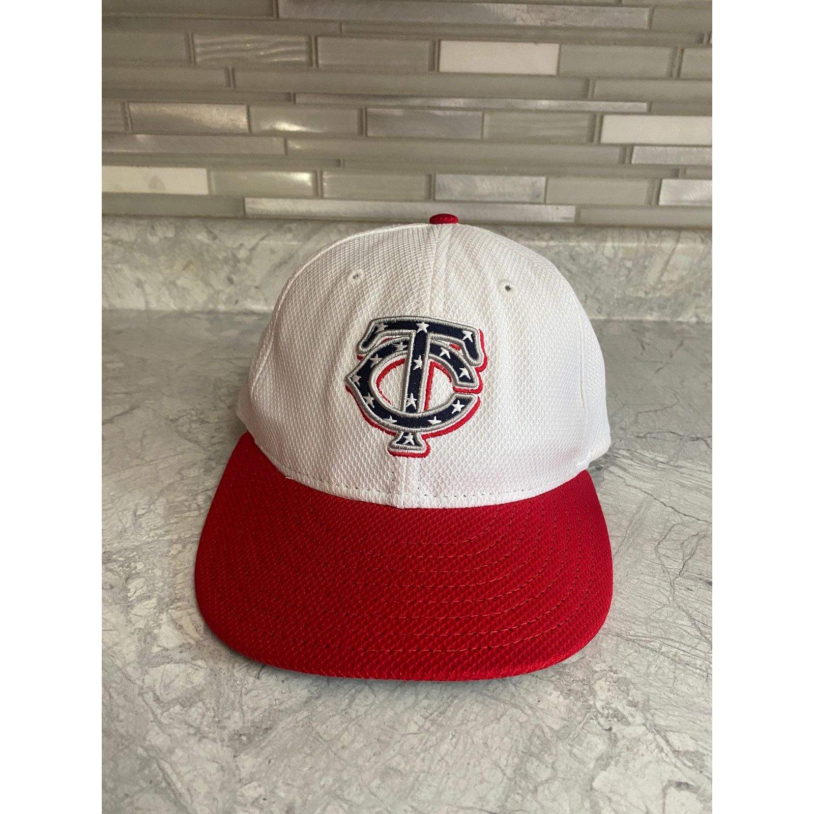 New Era Minnesota Twins New Era Fitted Hat Size 7 Size ONE SIZE - 2 Thumbnail