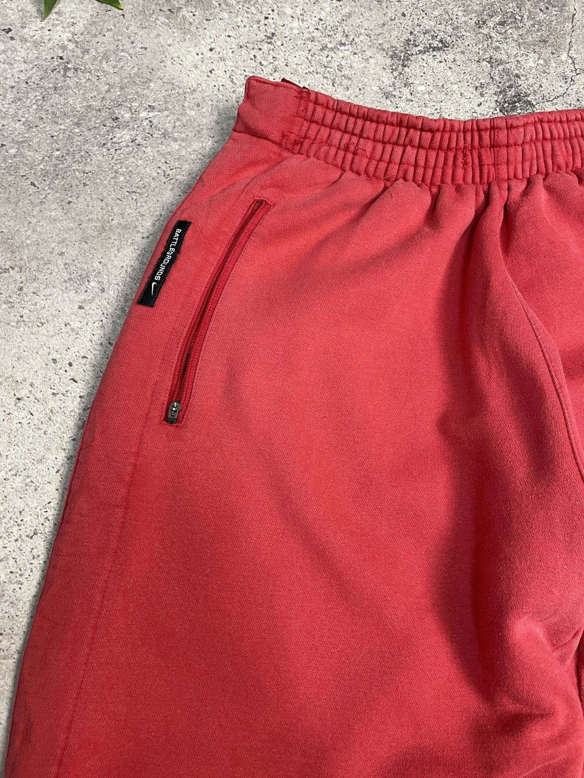 Vintage Vintage 00s Nike Drill Sweet Red Track Pants Swoosh Logo Size US 34 / EU 50 - 5 Thumbnail