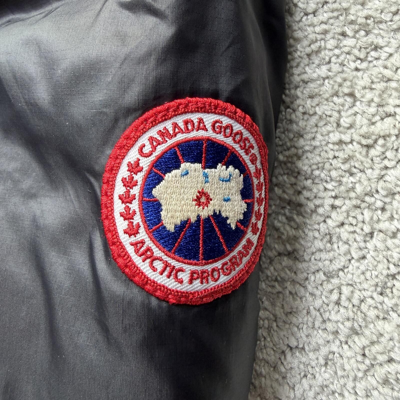 Canada Goose Canada Goose Lodge Size Medium Size US M / EU 48-50 / 2 - 4 Thumbnail