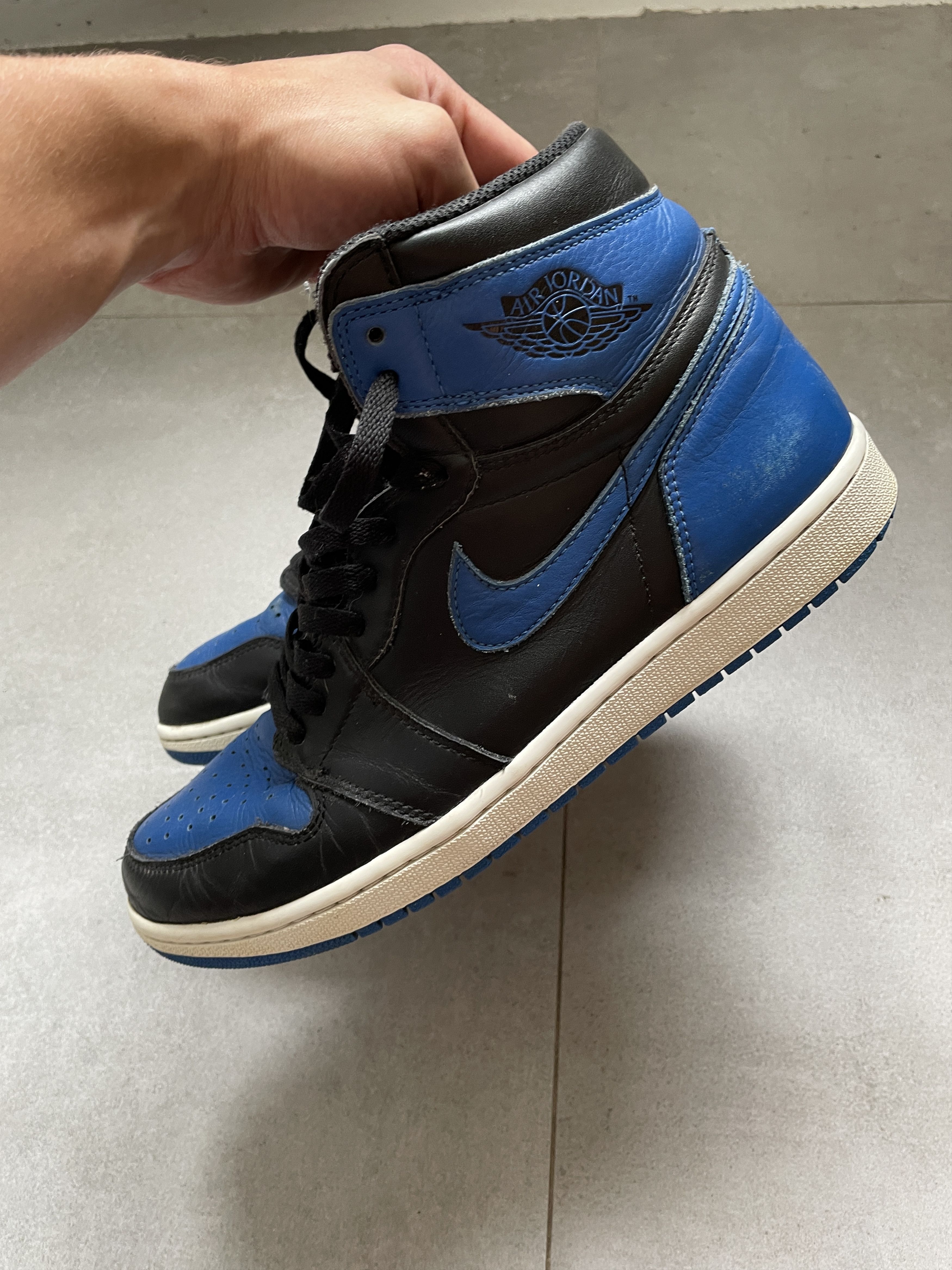 Jordan Brand × Nike AIR JORDAN 1 ROYAL BLUE 2017 HIGHTOP SNEAKERS Size US 11 / EU 44 - 8 Thumbnail
