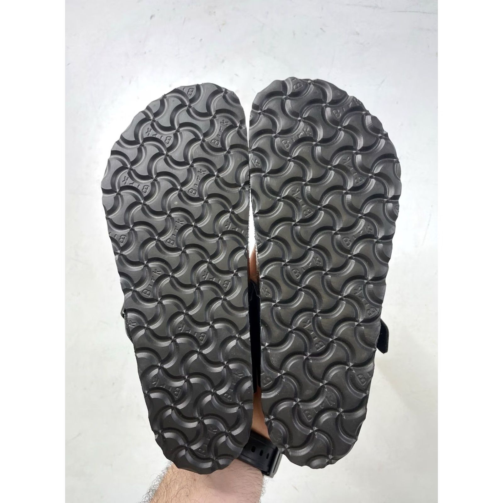 Birkenstock VINTAGE Birkenstock Gizeh Sandal? 36 Black Birko-Flor Germany Slides US 5 Women's Sandal Size US 5 / IT 35 - 5 Thumbnail