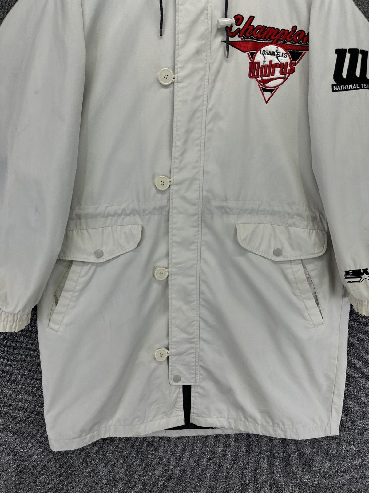 Japanese Brand Vintage Bayleaf Walker Champions Walrus Los Angeles Jacket Size US L / EU 52-54 / 3 - 8 Thumbnail