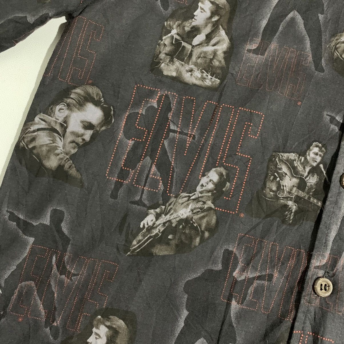Vintage Elvis Presley by David Carey All Over Print Size US M / EU 48-50 / 2 - 3 Thumbnail
