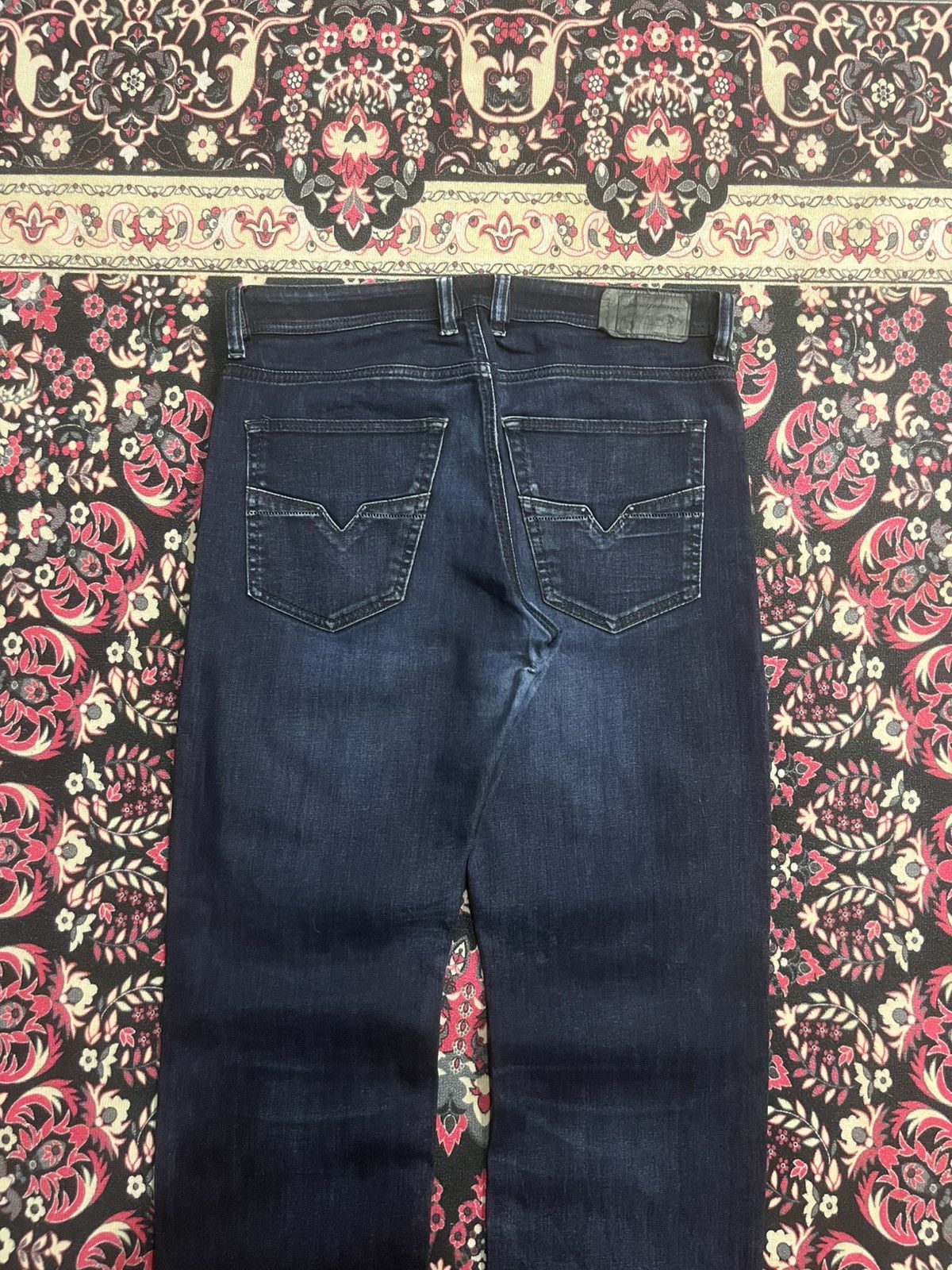 Diesel Vintage Diesel Larkee Indigo Washed Relaxed Jeans Size US 32 / EU 48 - 8 Thumbnail