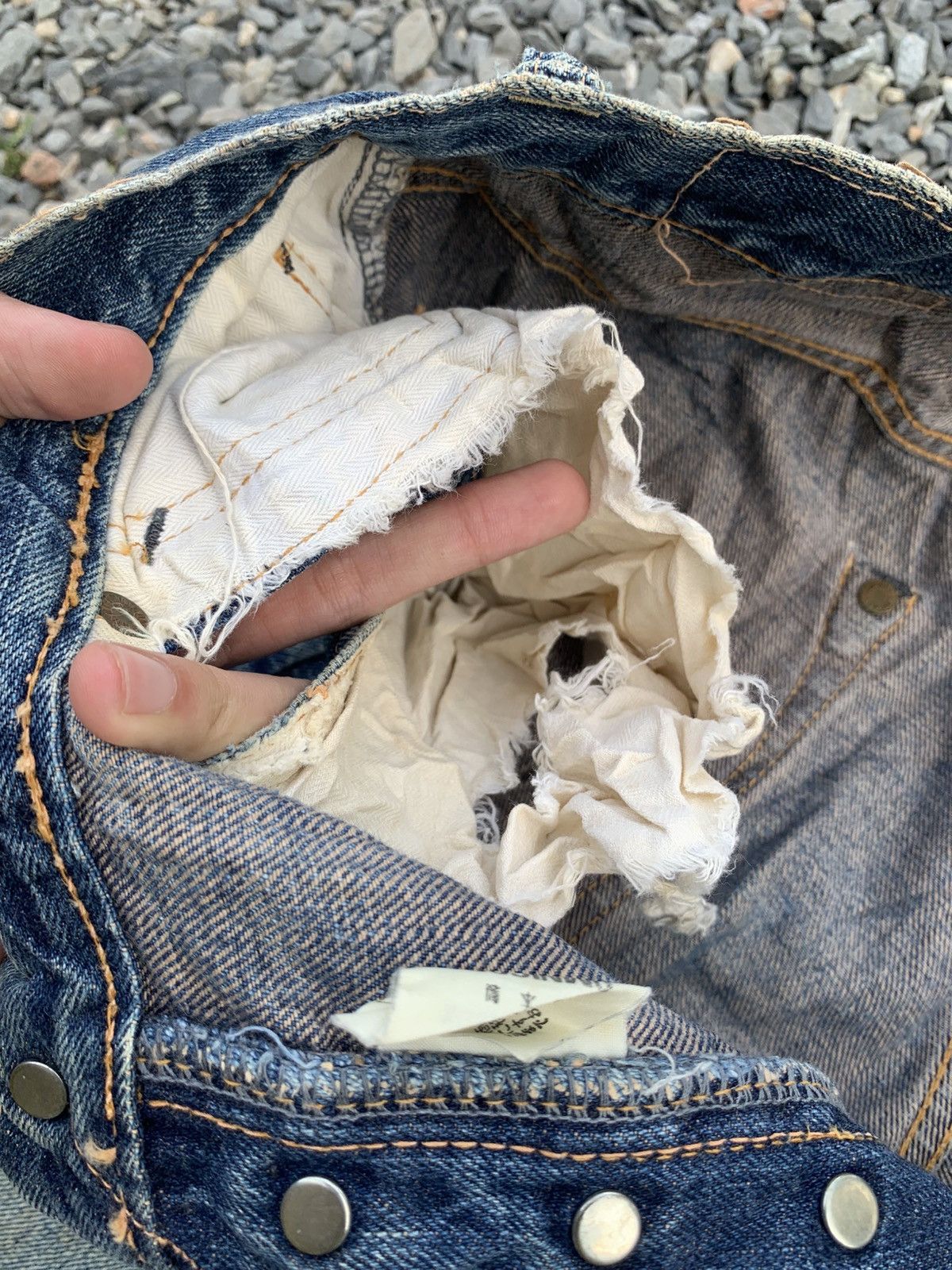 OMNIGOD OMNIGOD 50023 SELVEDGE BUTTON FLY JAPANESE DISTRESSED DENIM Size US 31 - 24 Thumbnail