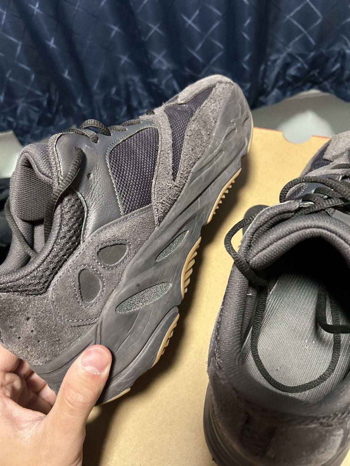 Yeezy Yeezy 700 utility black Size US 12 / EU 45 - 7 Thumbnail