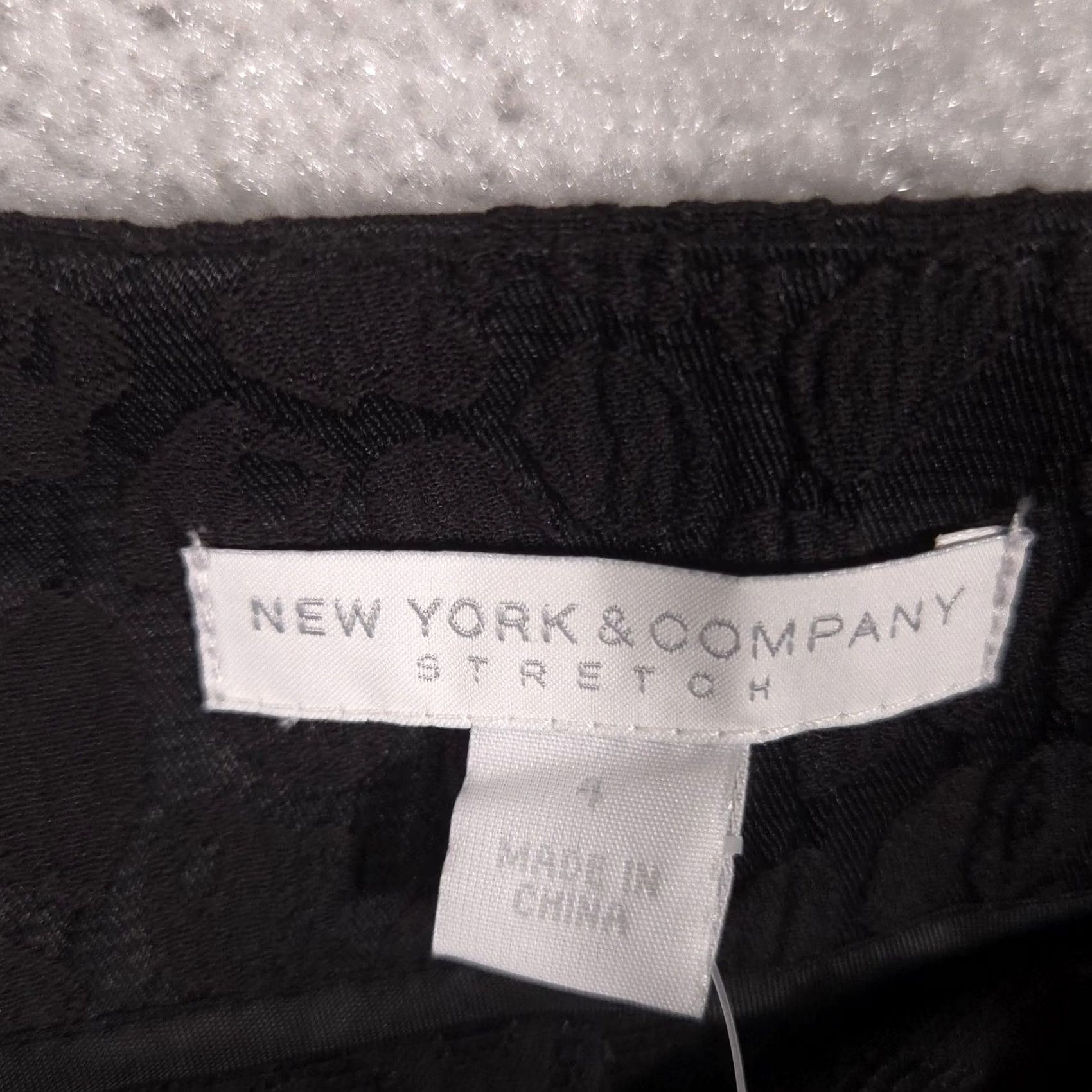Vintage New York & Company Skirt Womens 4 Black Animal Print Knit Pencil Office Stretch Size 27" / US 4 / IT 40 - 6 Thumbnail