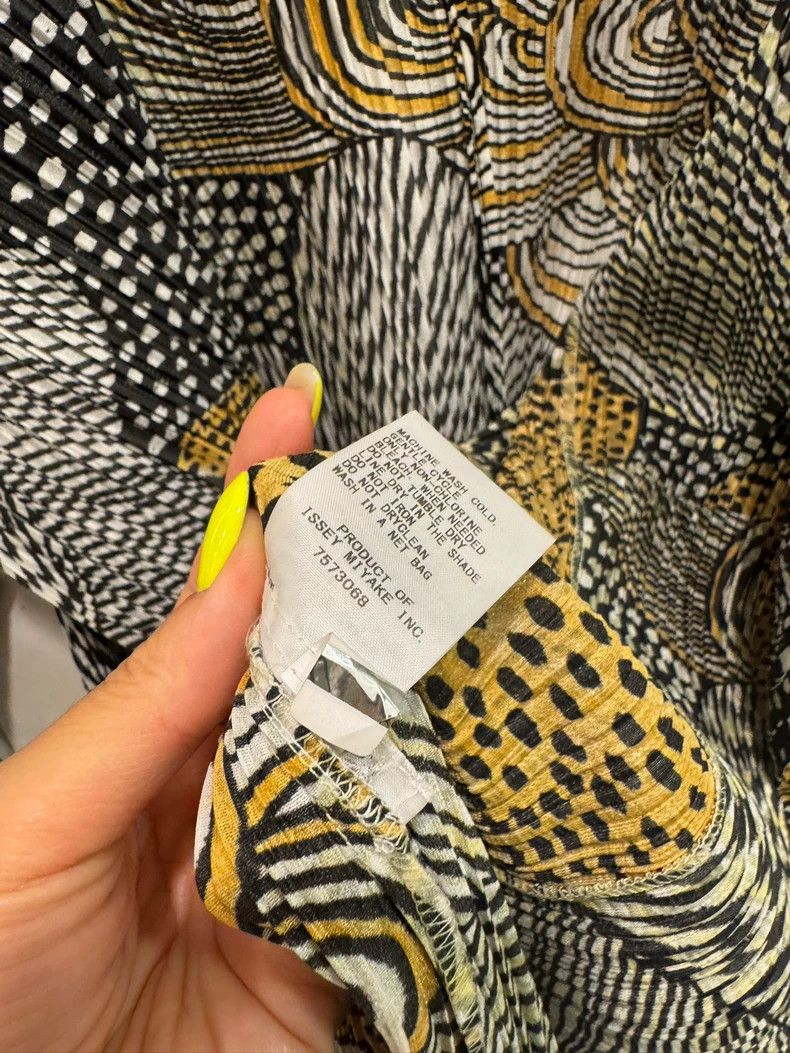 Issey Miyake Issey Miyake size:3 A mid-length cardigan with conch flowe Size XS / US 0-2 / IT 36-38 - 6 Thumbnail