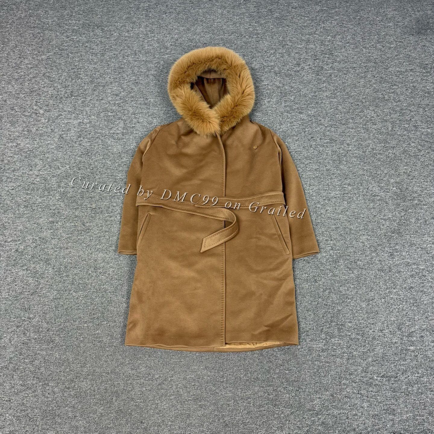 Max Mara Maxmara Camel Fox Fur Collar Hooded Coat Size XS / US 0-2 / IT 36-38 - 1 Thumbnail