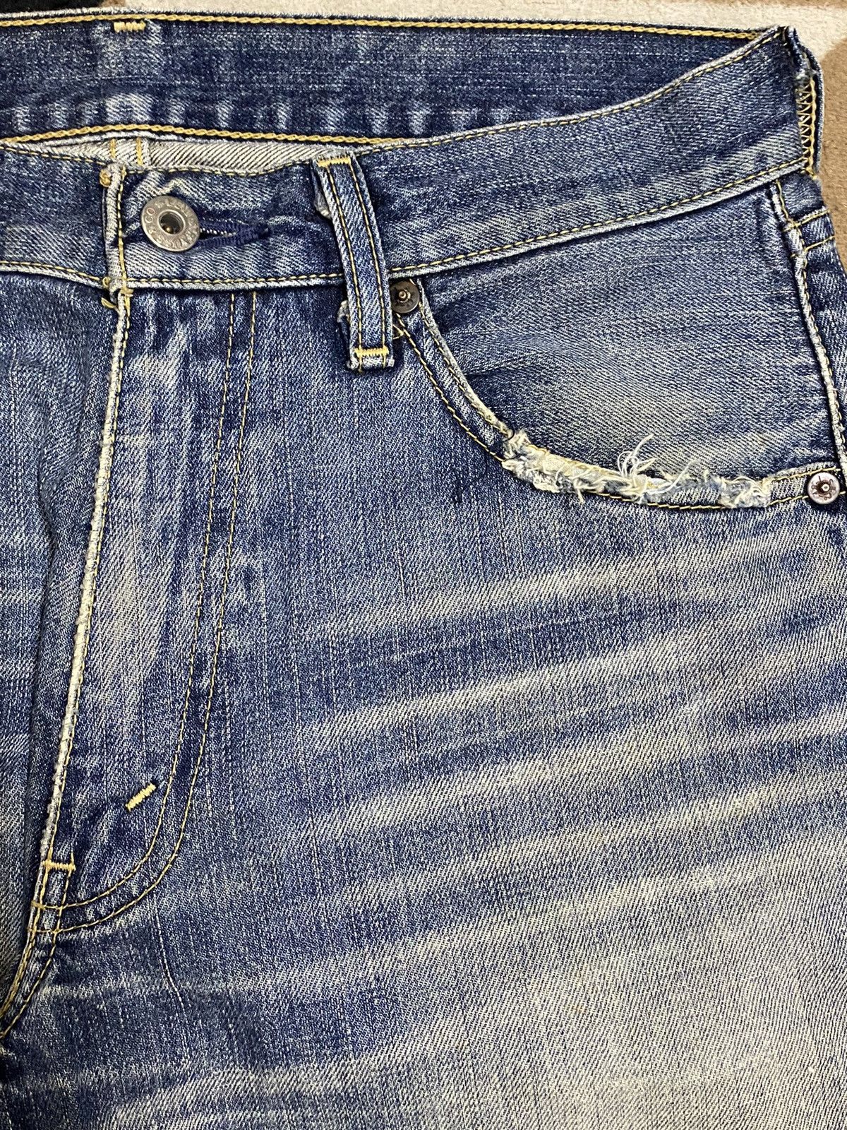 Levi's Vintage Clothing Vintage Levis 503 Blue Wash Trash Distressed Jeans Size US 30 / EU 46 - 11 Thumbnail