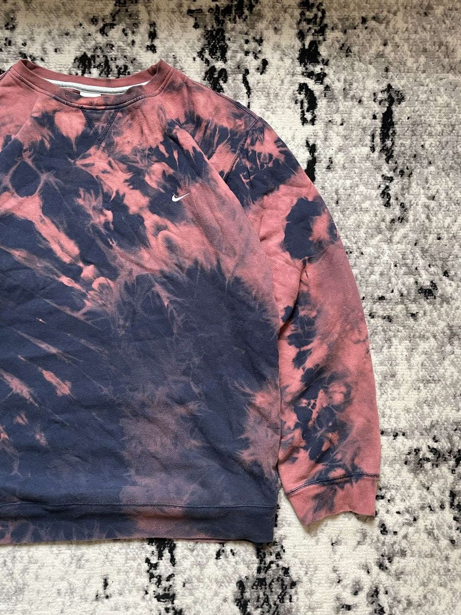 Nike × Vintage Vintage Nike Sweatshirt Tie Dye Oversized Small Logo Size US XL / EU 56 / 4 - 5 Thumbnail