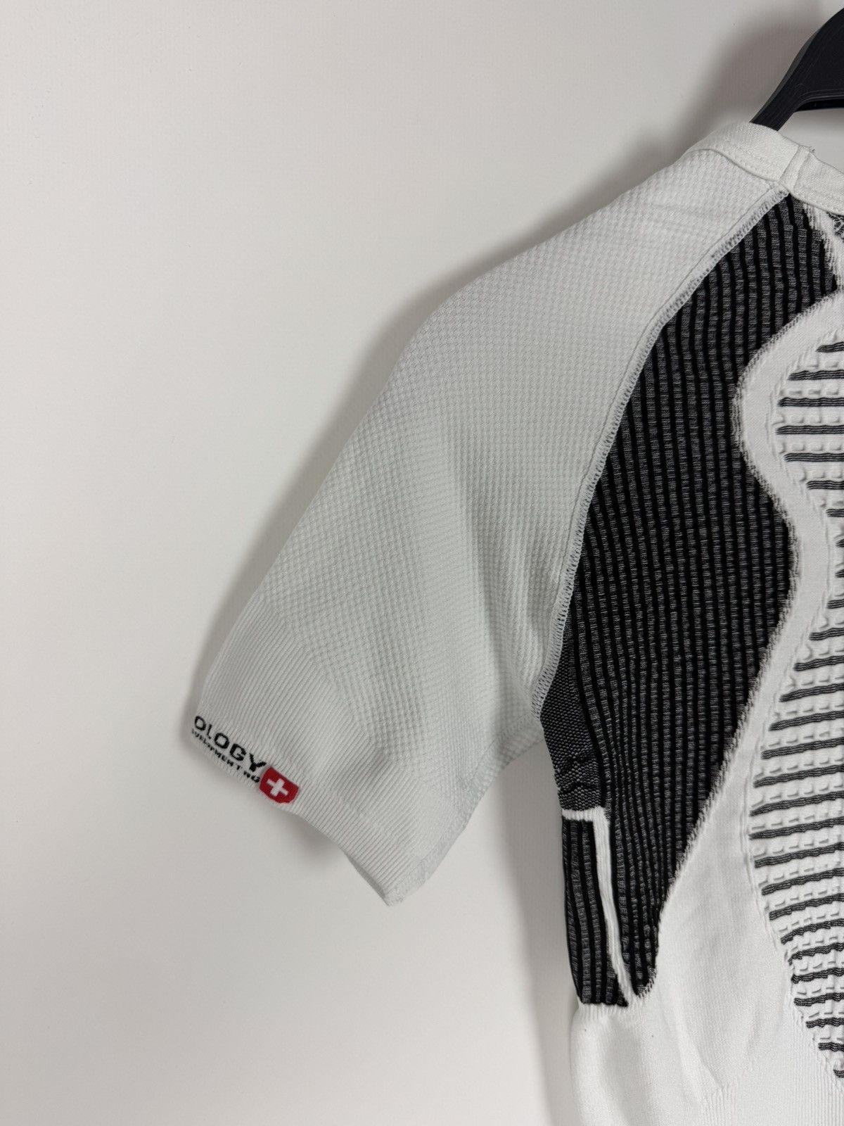 Other X-Bionic The Trick Compression Thermal Active T-Shirt Size M / US 6-8 / IT 42-44 - 10 Thumbnail