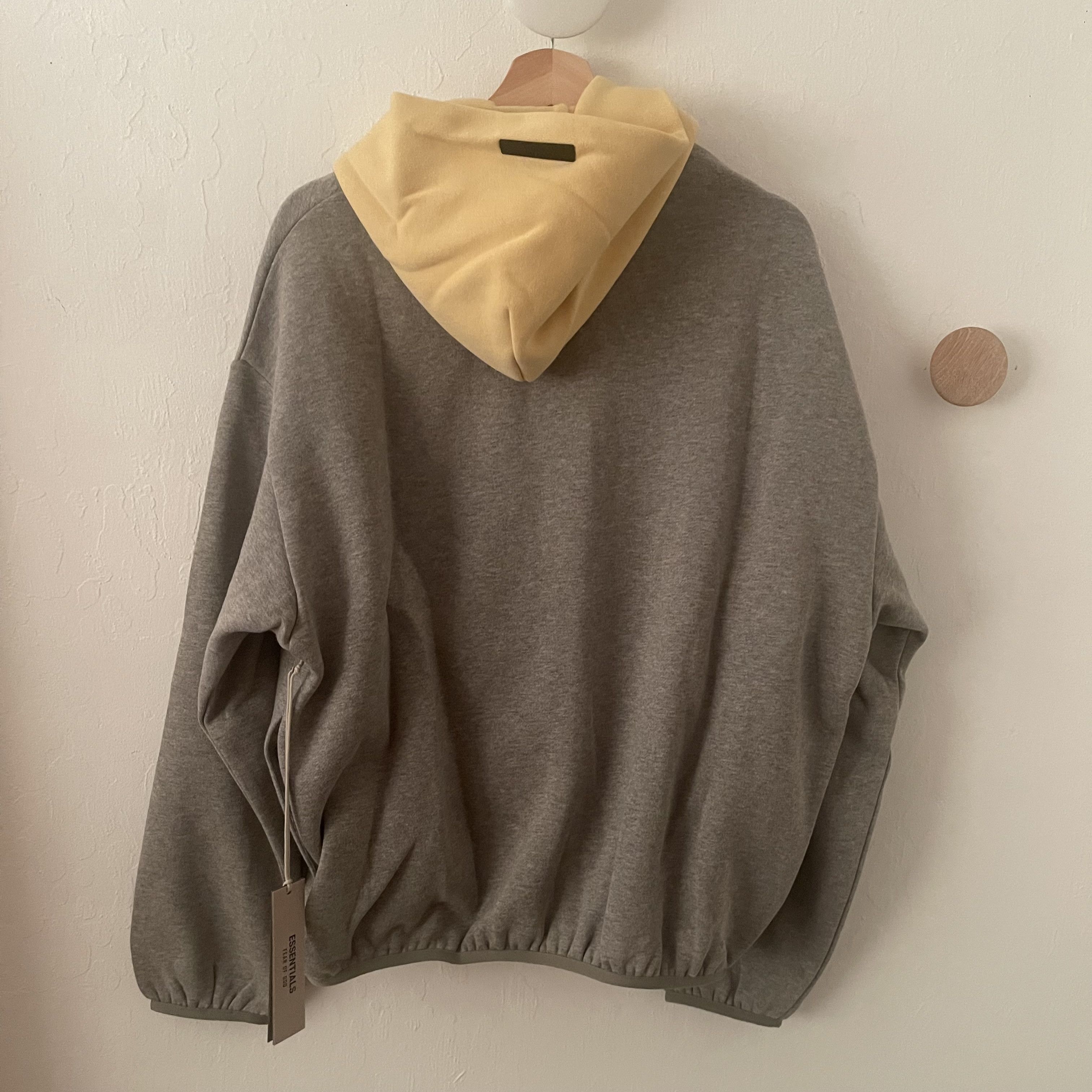 Essentials × Fear of God × NBA Los Angeles Lakers Hoodie NEW Size US XS / EU 42 / 0 - 8 Thumbnail