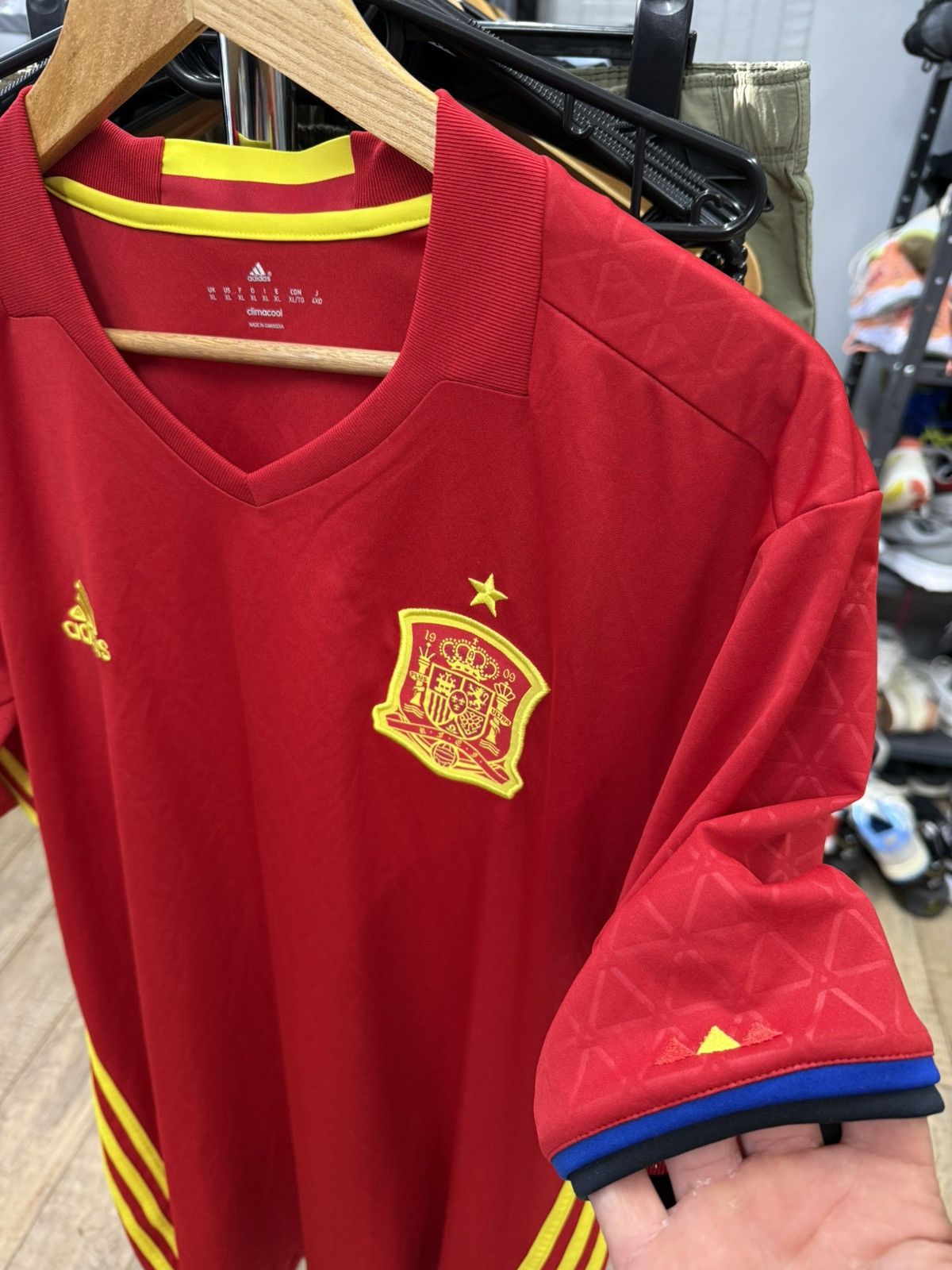 Adidas 🇪🇸VINTAGE Adidas Spain soccer jersey 2016 Size US XL / EU 56 / 4 - 3 Thumbnail