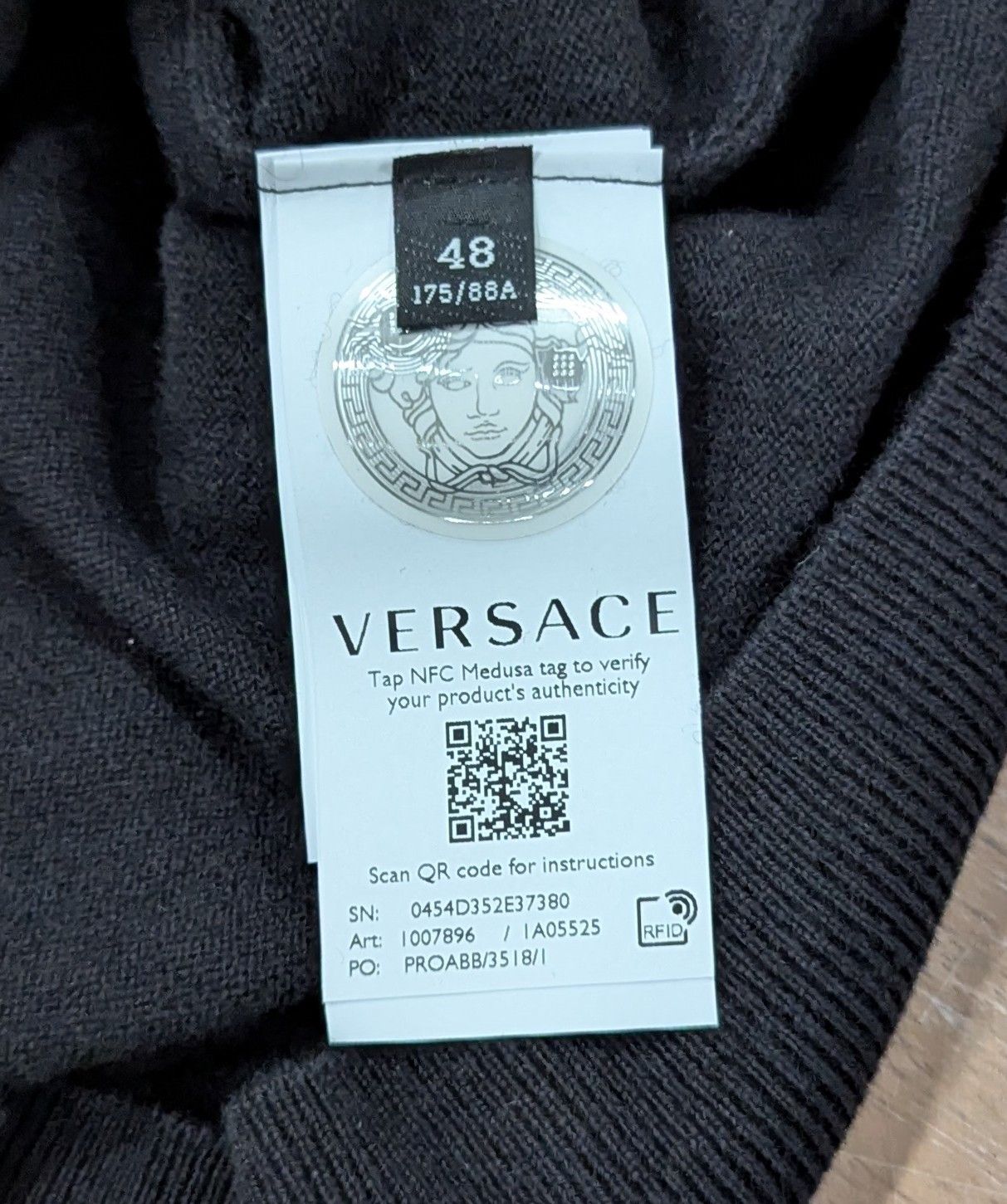 Versace VERSACE Studded Virgin Wool Crewneck Sweater Black 48 Medium Size US M / EU 48-50 / 2 - 5 Thumbnail