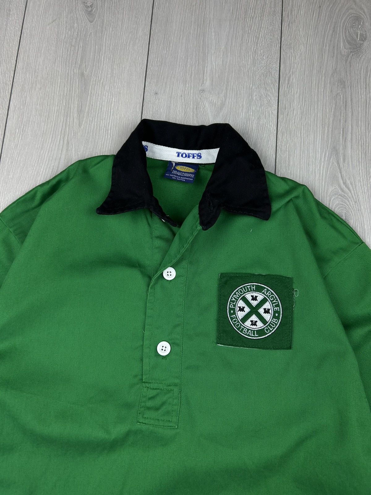 Vintage RETRO REPLICA FC PLYMOUTH ARGYL FOOTBALL SHIRT SIZE M Size US M / EU 48-50 / 2 - 4 Thumbnail
