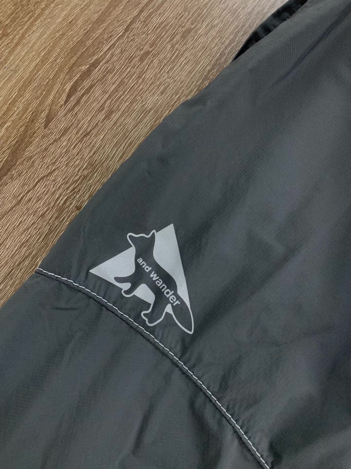 Maison Kitsune MAISON KITSUNÉ × and wander Ｑ22 Size US 34 / EU 50 - 7 Thumbnail