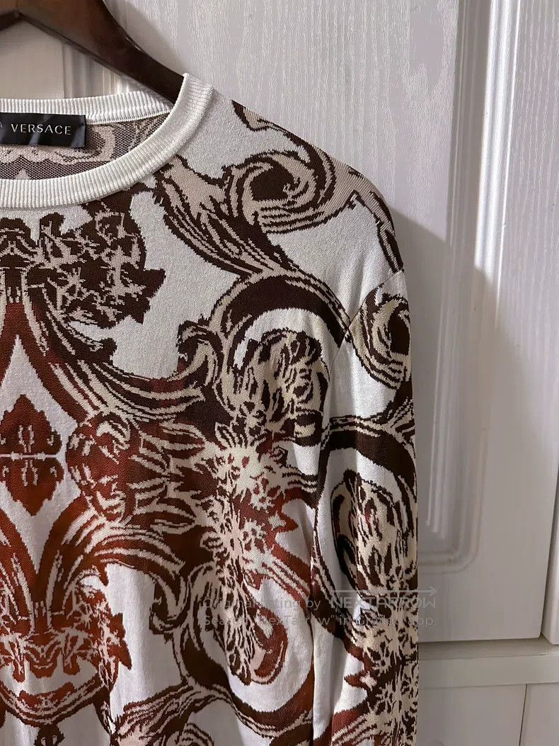 Versace Versace Embroidered knit top Size US L / EU 52-54 / 3 - 5 Thumbnail