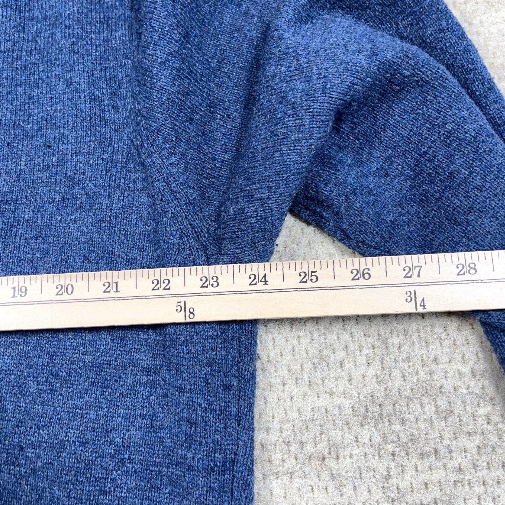Jos. A. Bank Jos A Bank Sweater Men Large Blue Wool Crewneck Pullover Solid Knit Classic Casual Winter Fall L Mens Size US L / EU 52-54 / 3 - 7 Thumbnail
