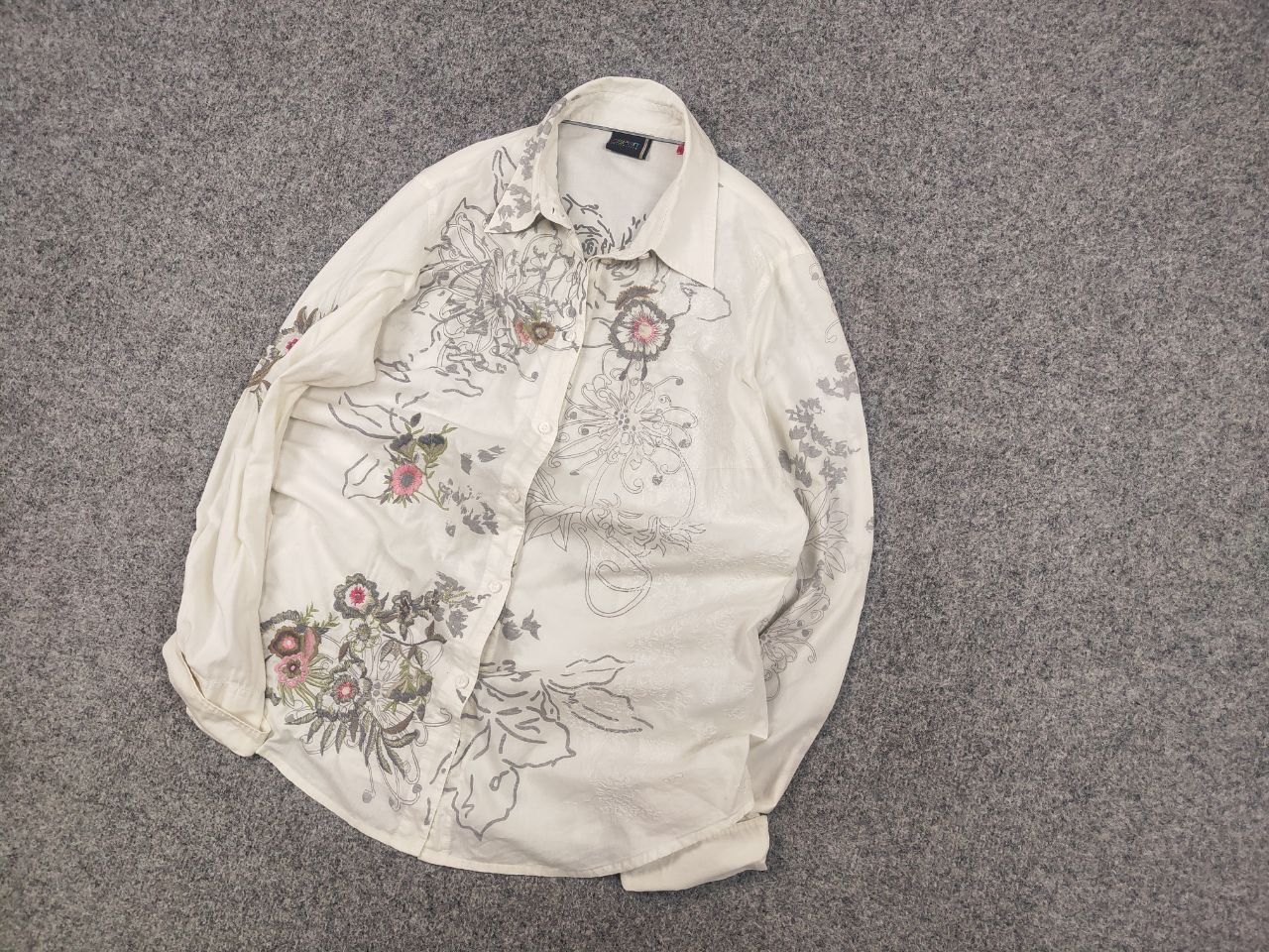 ESPIRIT Esprit Vintage Y2K Style embroidered flower Buttons shirt Size XL / US 12-14 / IT 48-50 - 3 Thumbnail