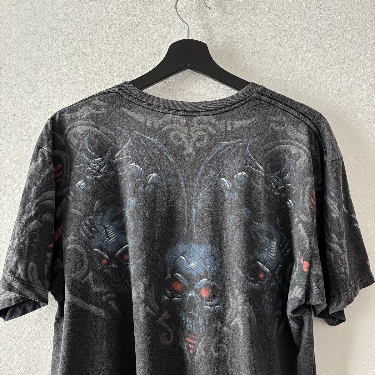Liquid Blue Liquid Blue Vintage T-Shirt Size US L / EU 52-54 / 3 - 5 Thumbnail