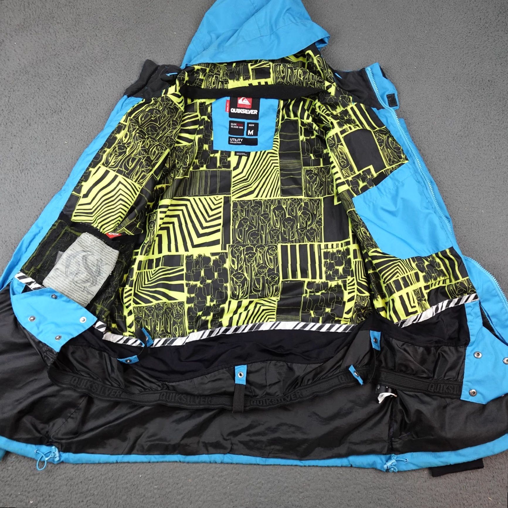 Quiksilver Quiksilver Jacket Mens M Blue QuikTech 10,000mm Utility Hooded Ski Snow Waterproof Windproof Full Zip Pockets Adjustable Casual Activewear Size US M / EU 48-50 / 2 - 5 Thumbnail