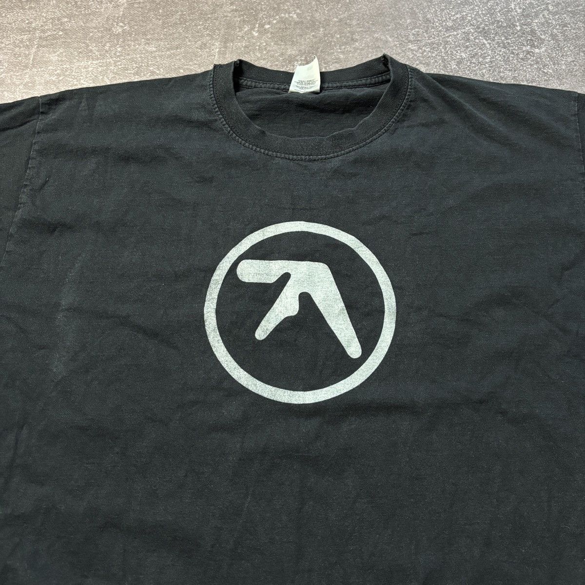 Vintage vintage aphex twin middle 00s t-shirt fade Size US XL / EU 56 / 4 - 2 Thumbnail