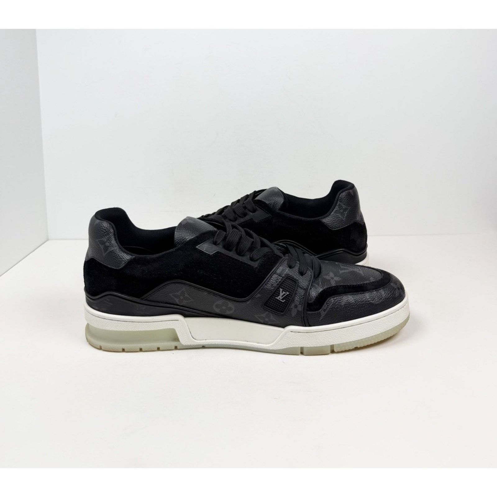 Louis Vuitton Size 10LV/11US - Louis Vuitton Monogram Trainers Size US 11 / EU 44 - 4 Thumbnail
