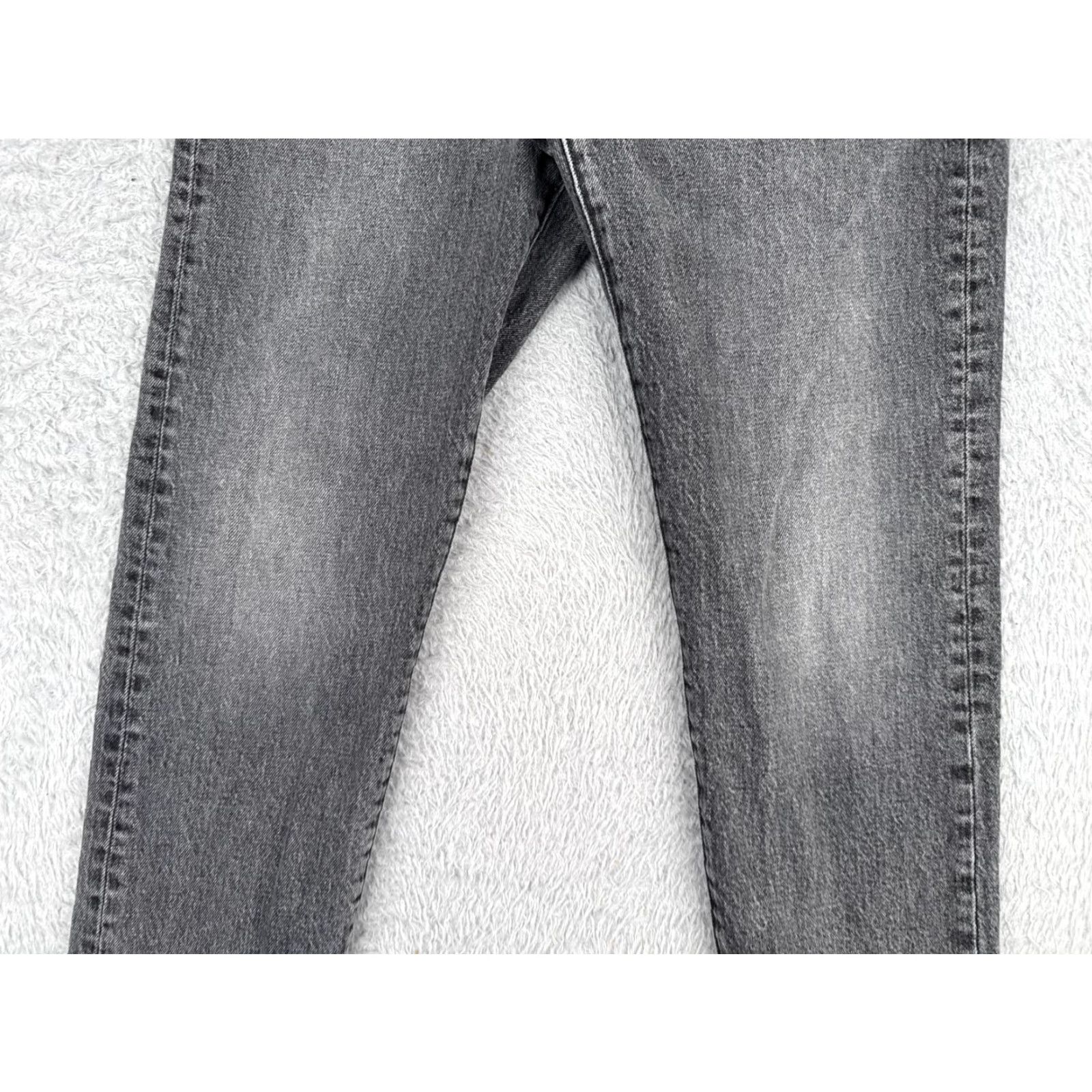 Levi's Levi's Wedgie Fit Vintage Women’s Black Denim Jeans 26x27 Straight Stretch Distressed Cotton Mid Rise Holiday Theme Size 26" / US 2 / IT 38 - 3 Thumbnail