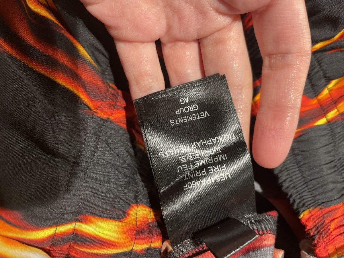 Vetements fire-print elasticated-waist cotton trousers Size US 33 - 6 Thumbnail