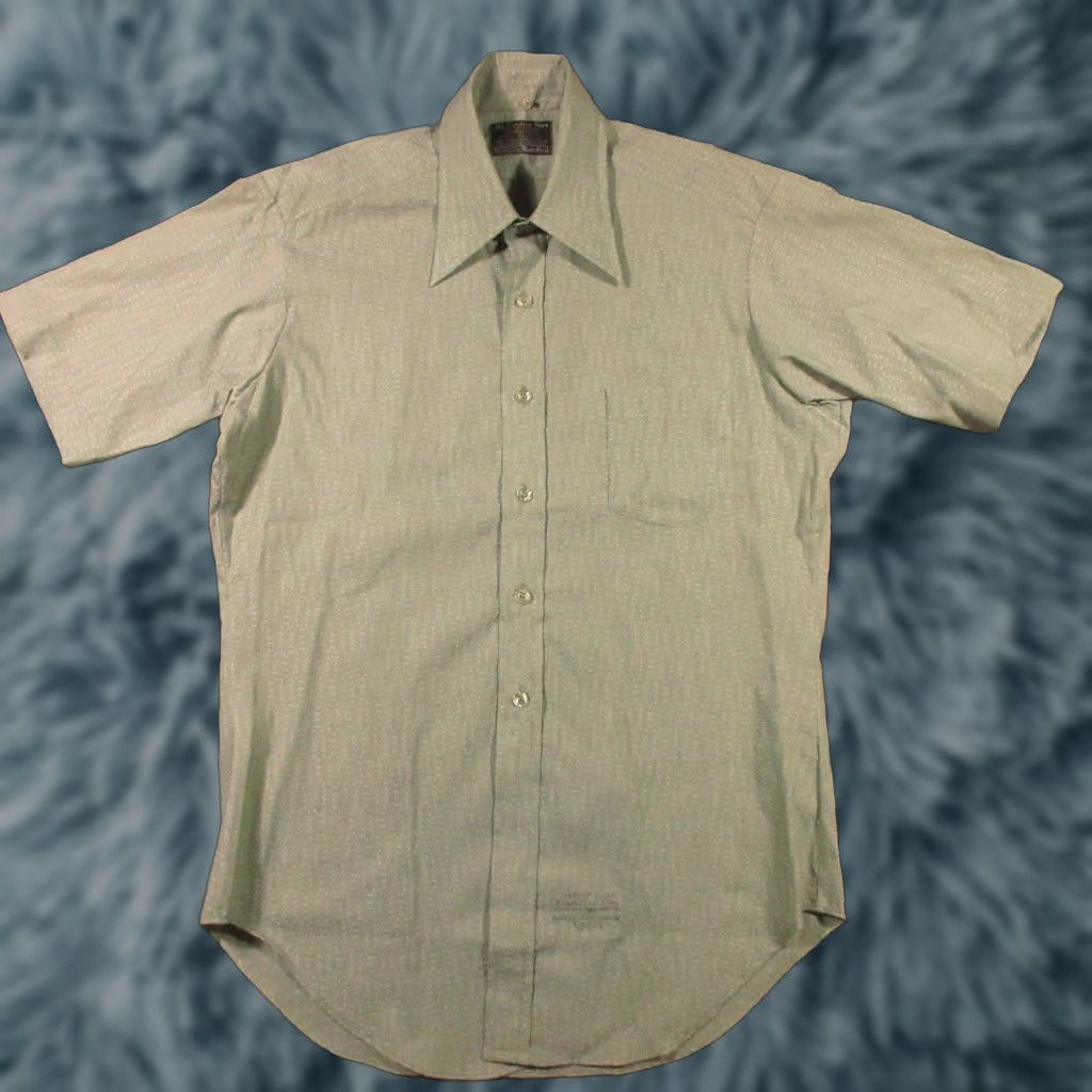 Sears VINTAGE Sears The Comfort Shirt Mens 15.5 Green Perma-Prest 70s Dagger Collar Dress Shirt Short Sleeve Button Front Casual Business Men Regular Size L Size US L / EU 52-54 / 3 - 1 Thumbnail