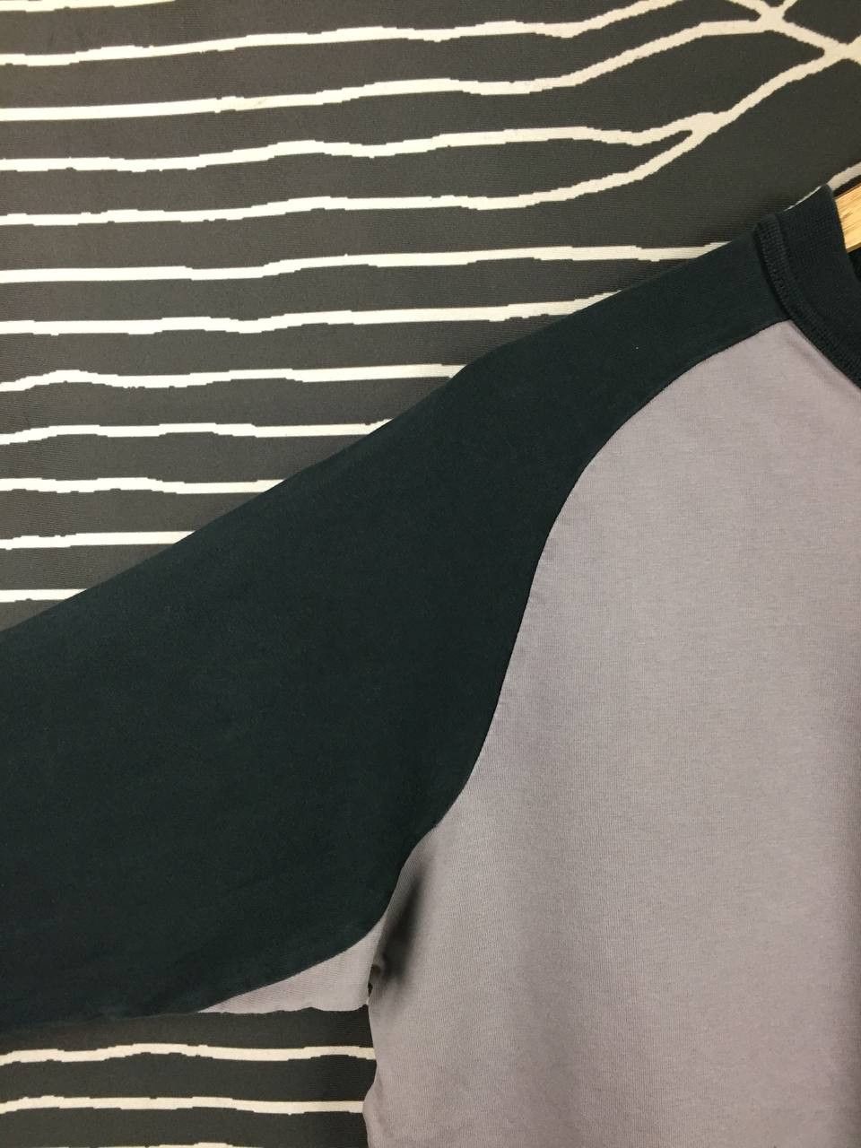 Volcom Vtg Volcom Skateboarding Science Long Sleeve Raglan Tee Size US S / EU 44-46 / 1 - 4 Thumbnail