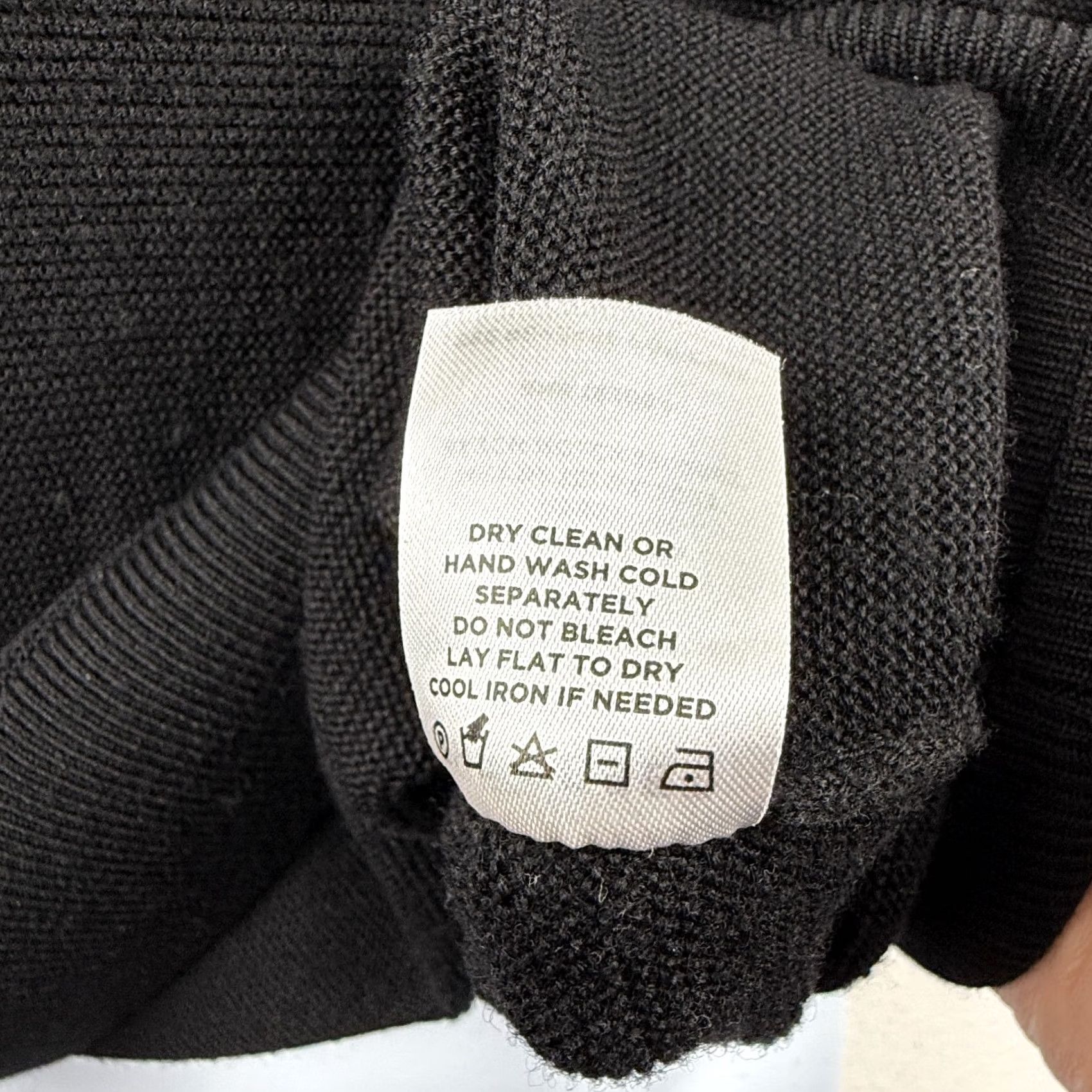 Vintage VINTAGE The Reset R Label Sweater Womens L Black 100% Wool Crew Neck Cap Sleeve Pullover All Seasons Womens Size L / US 10 / IT 46 - 6 Thumbnail